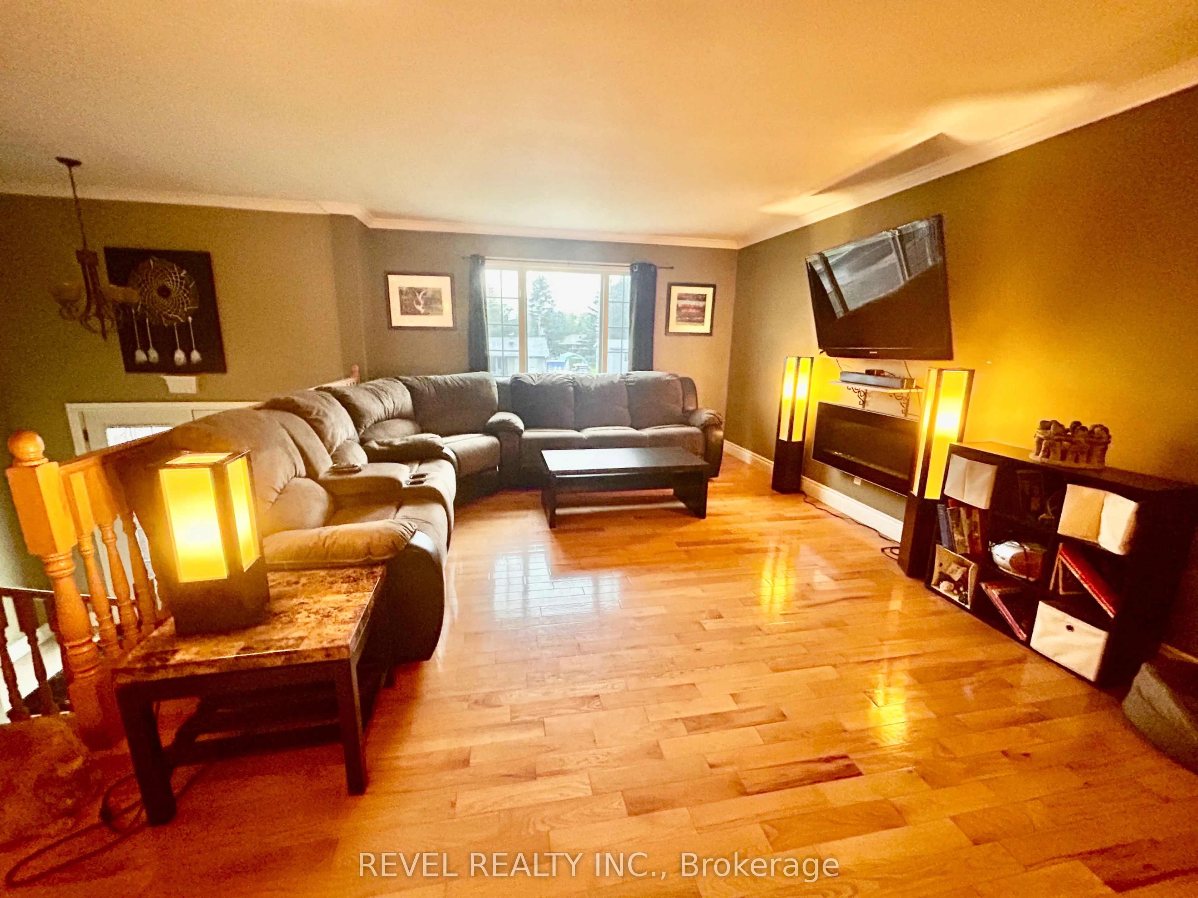 354 Seventeenth Avenue