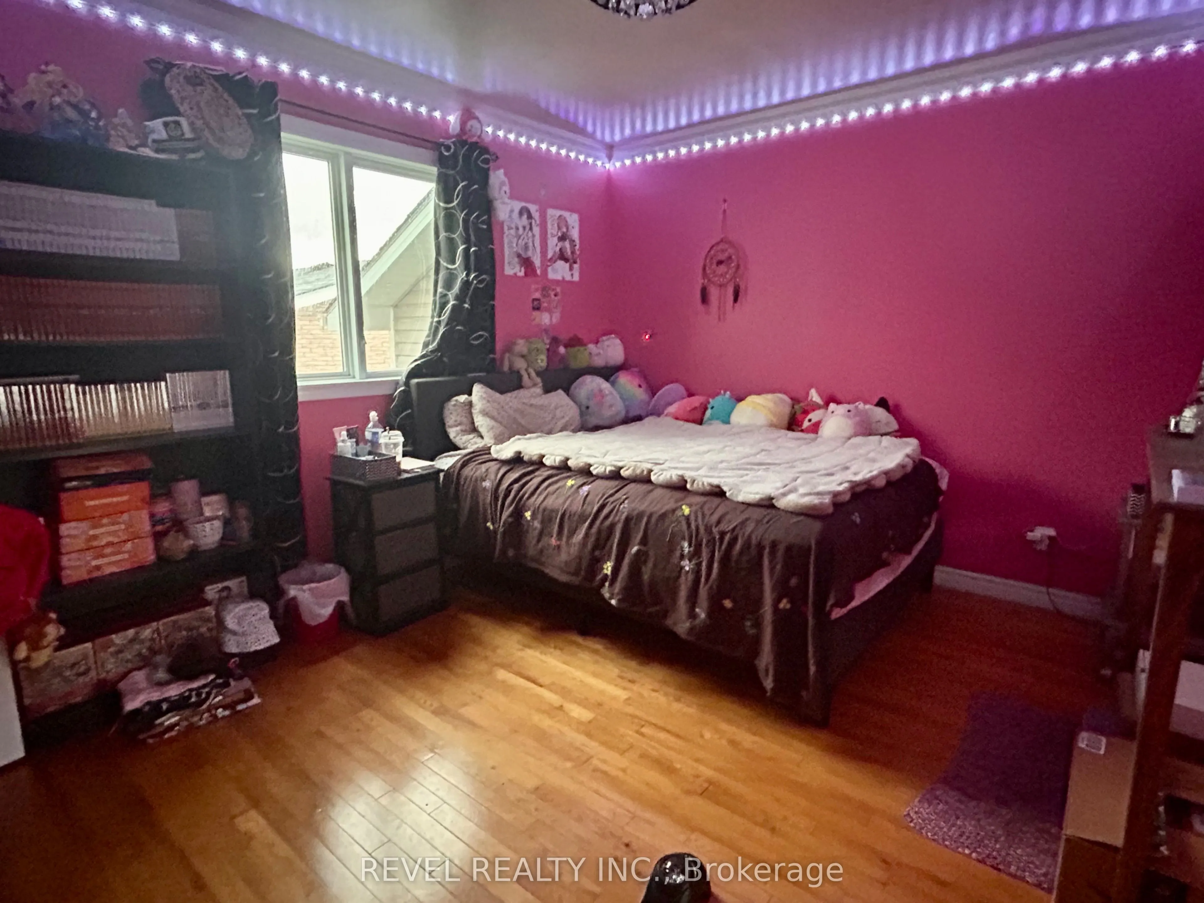 354 Seventeenth Avenue