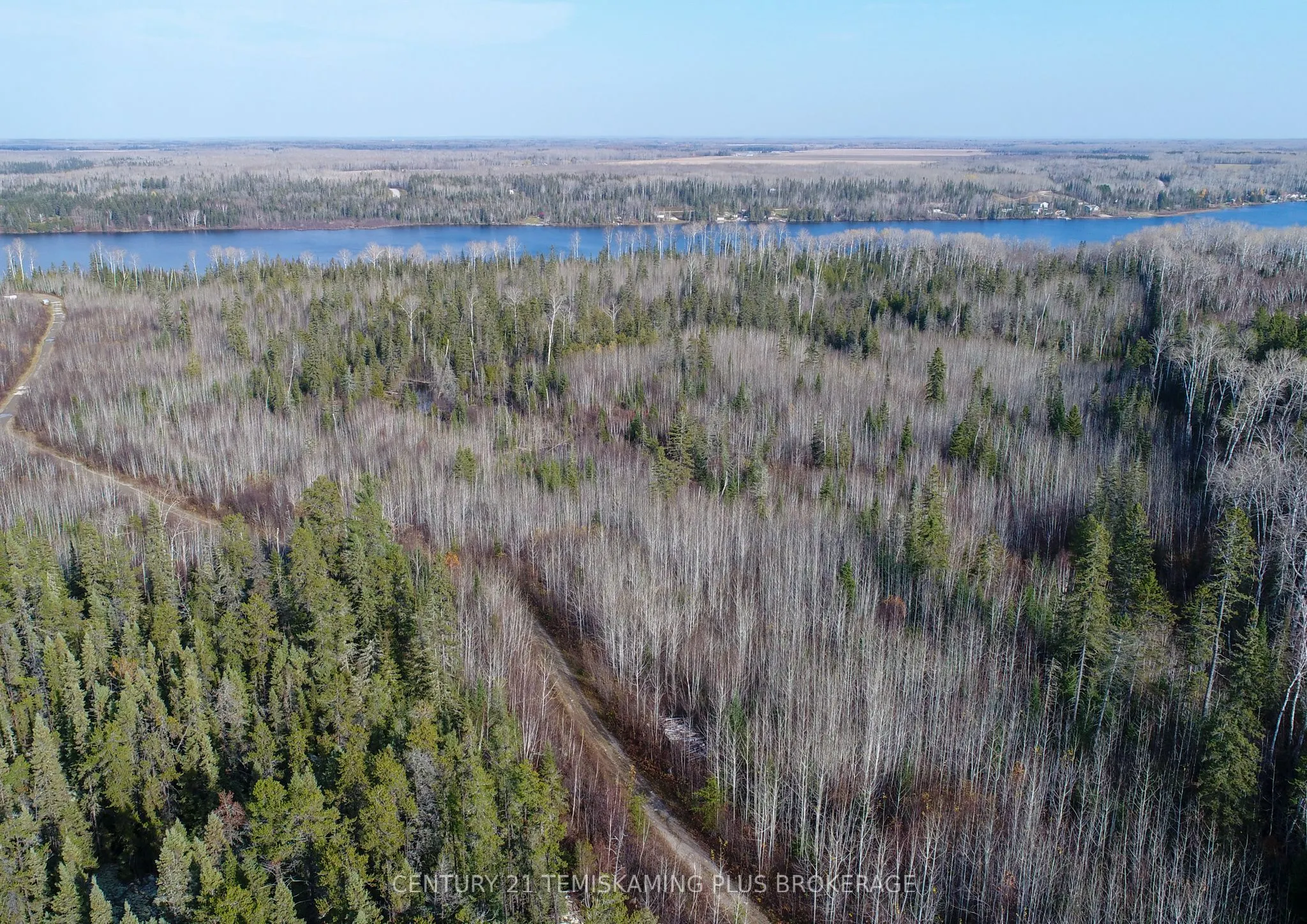 Lot 11 Con 4, Long Lake