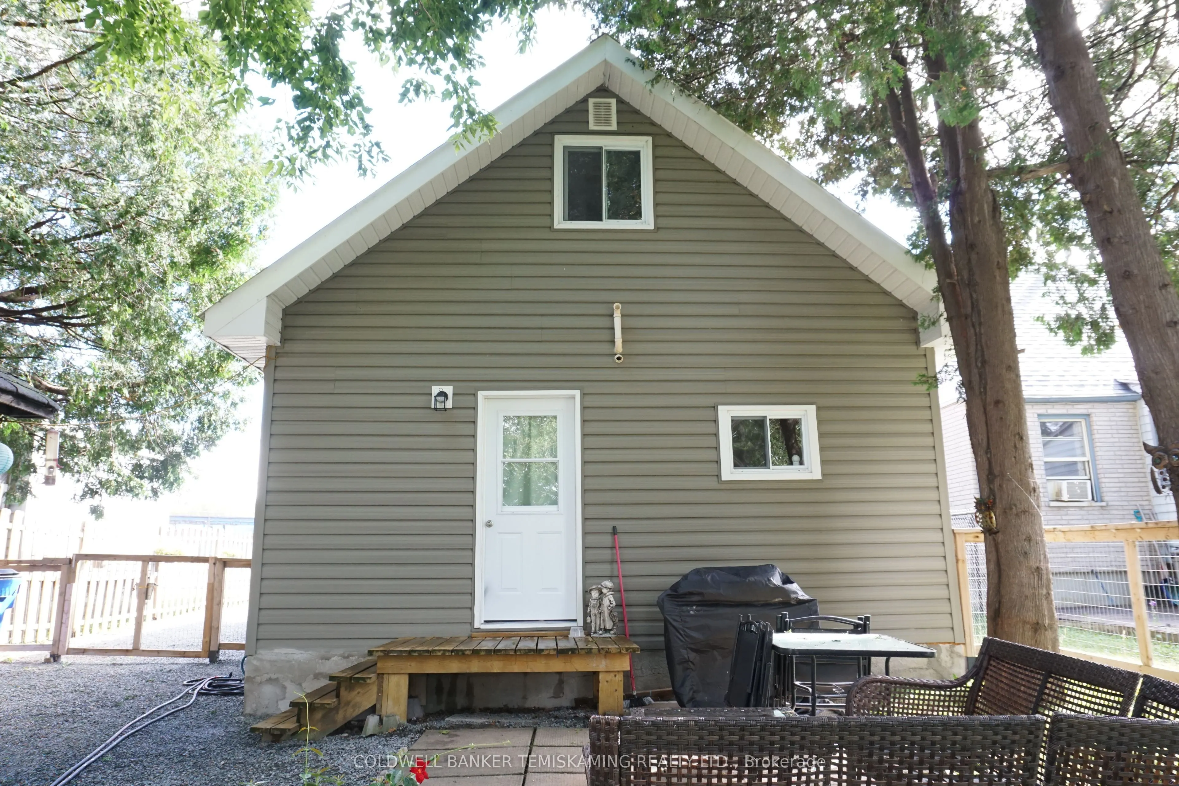 351 Broadwood Avenue