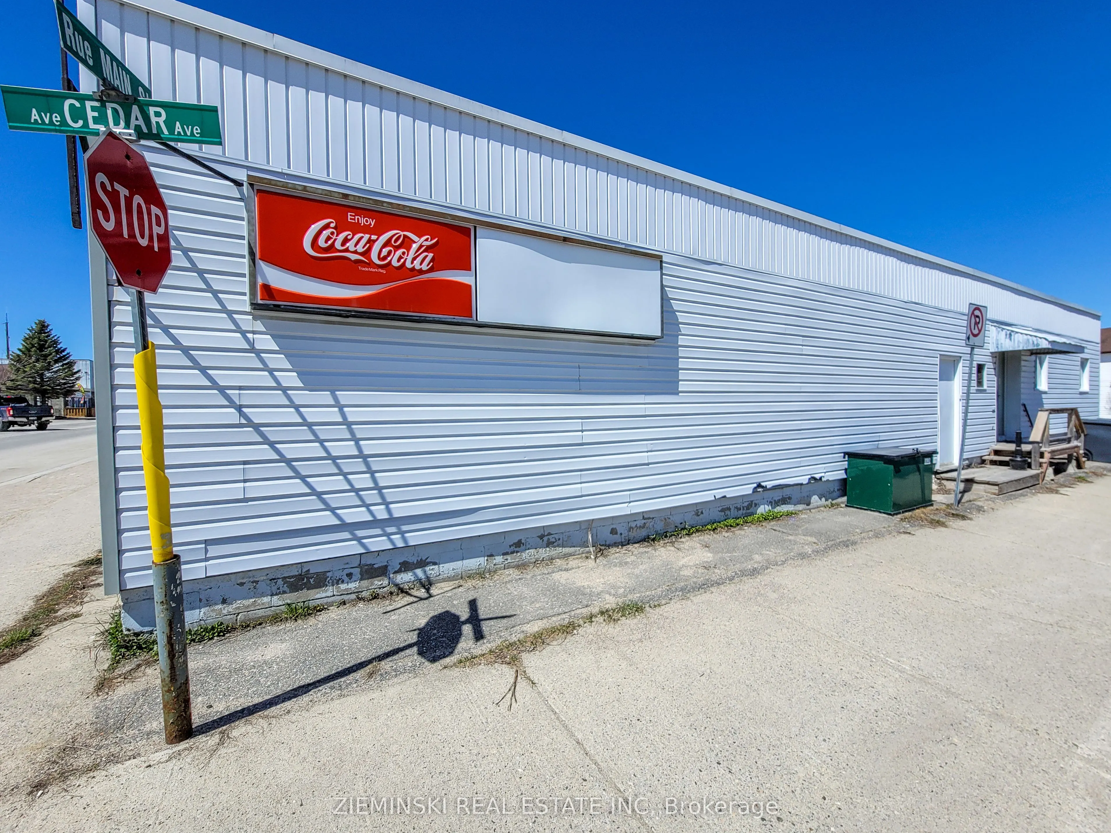 190 Main Street