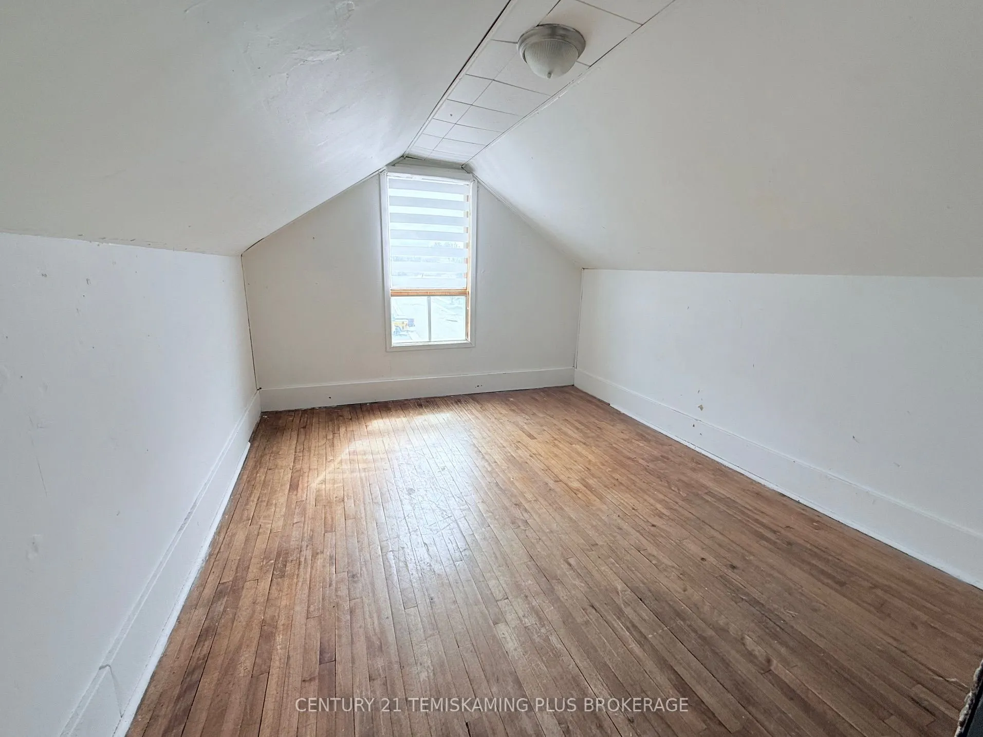 80 Poplar Avenue