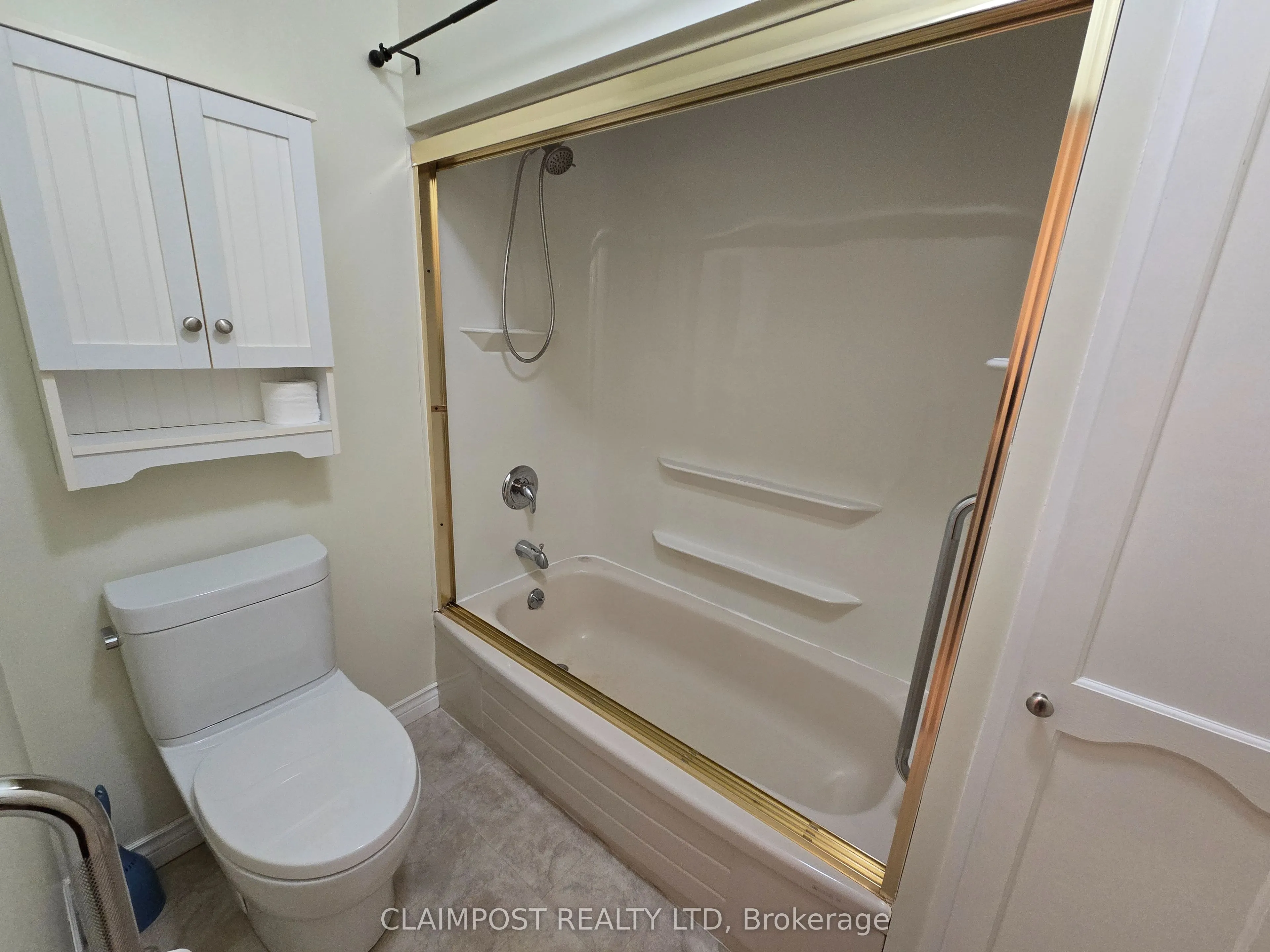 211 Hemlock Street