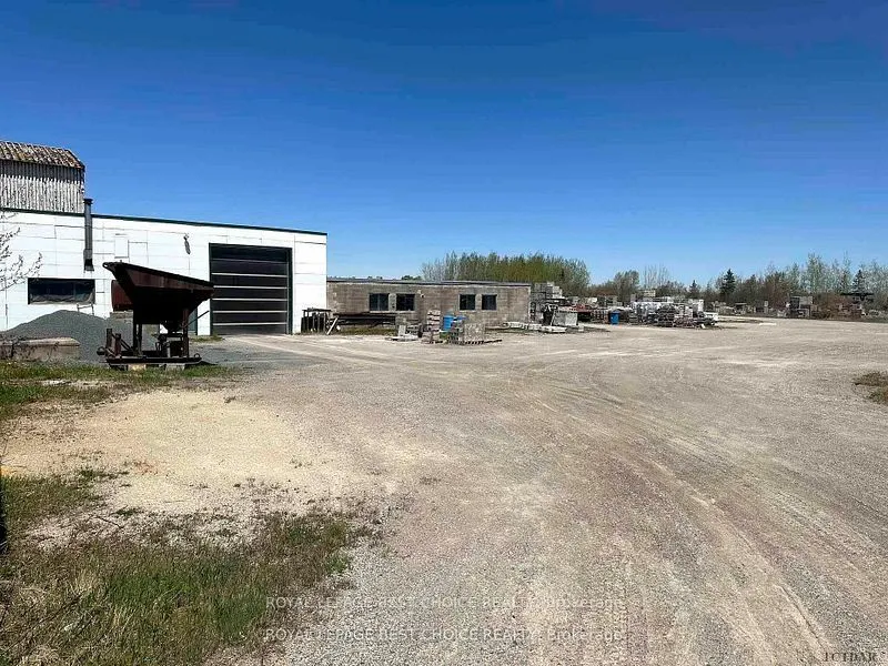 332407 Highway 11 N