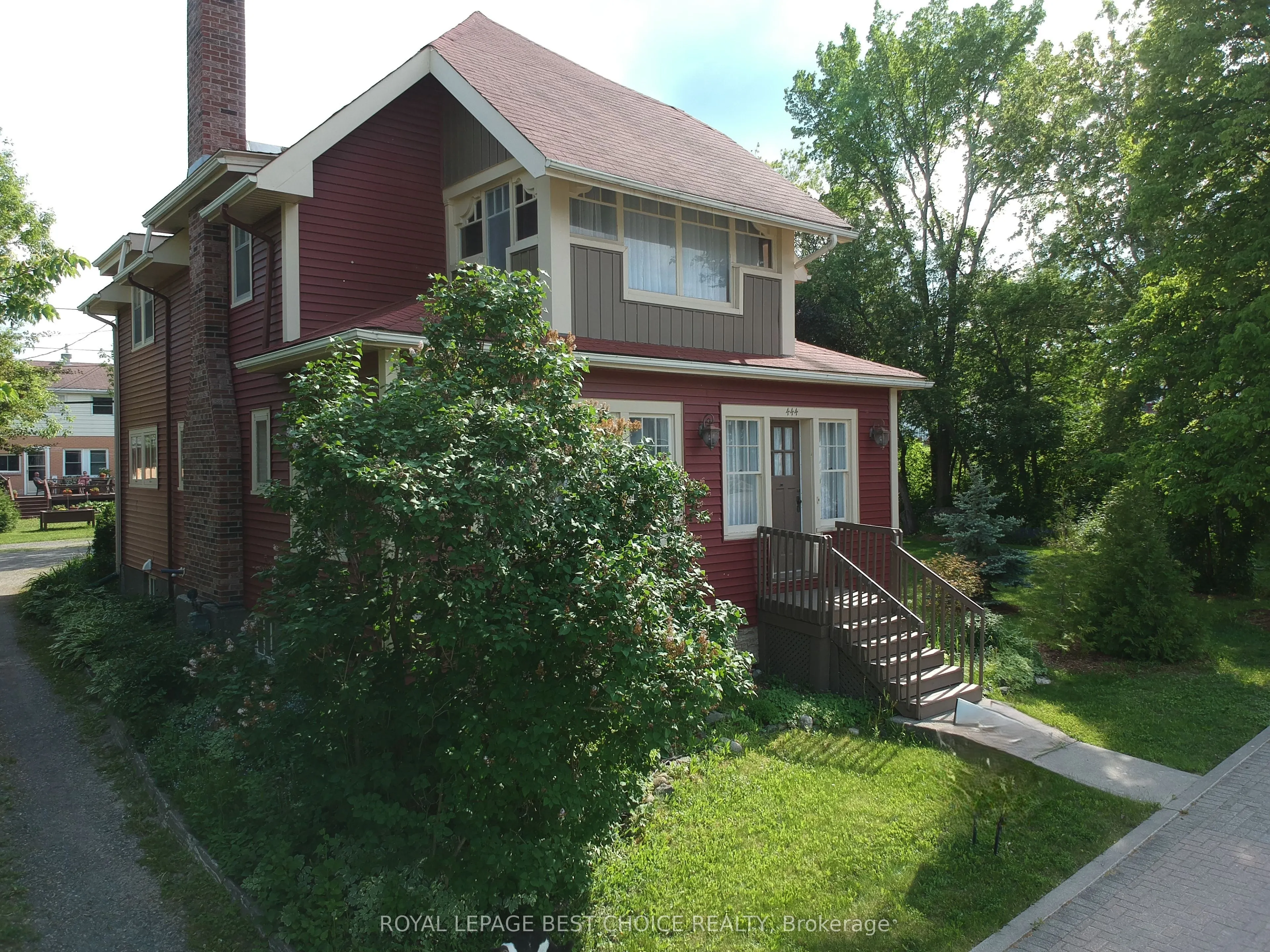 444 MAIN Street