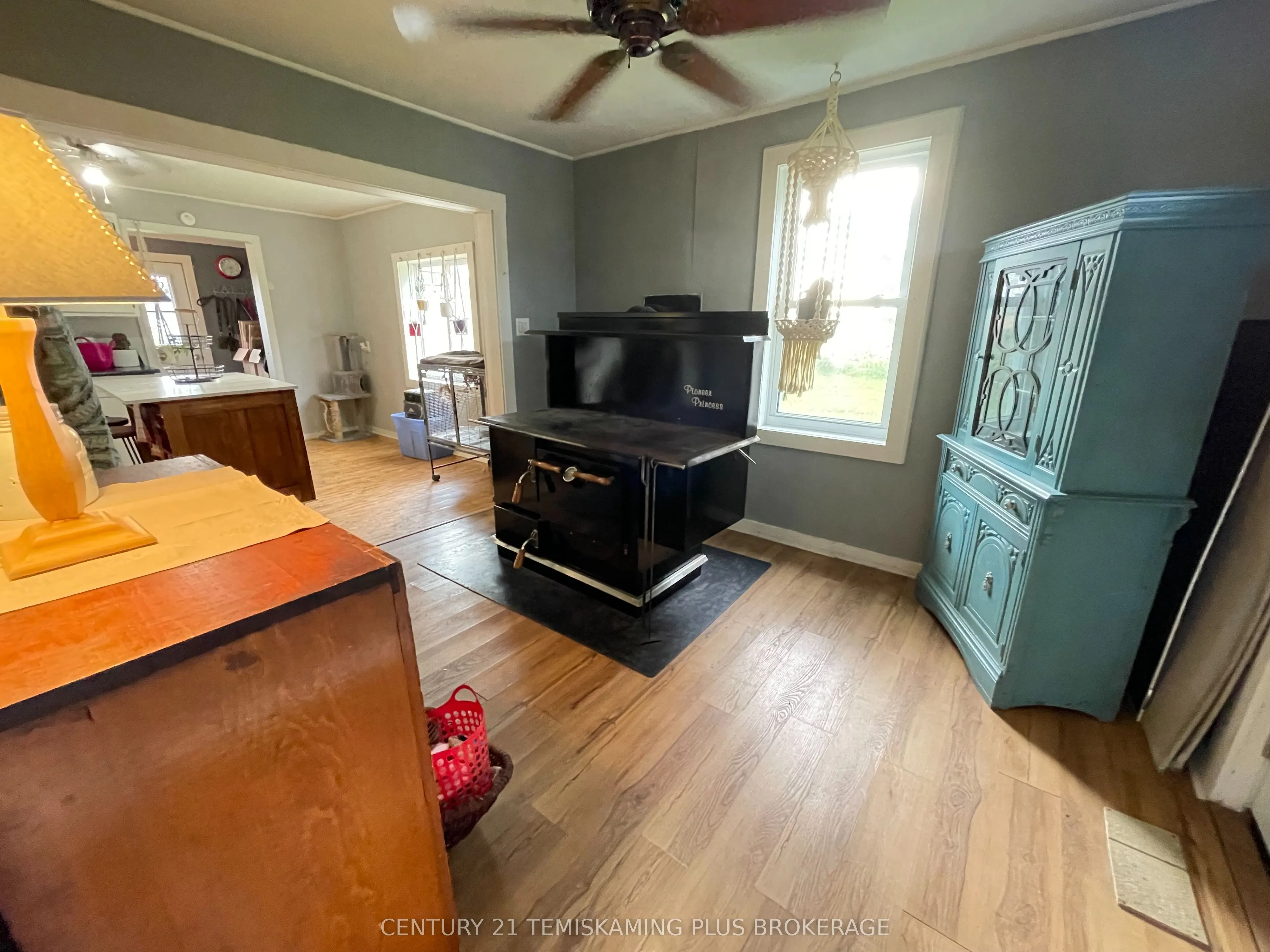 253156 Roger's Road