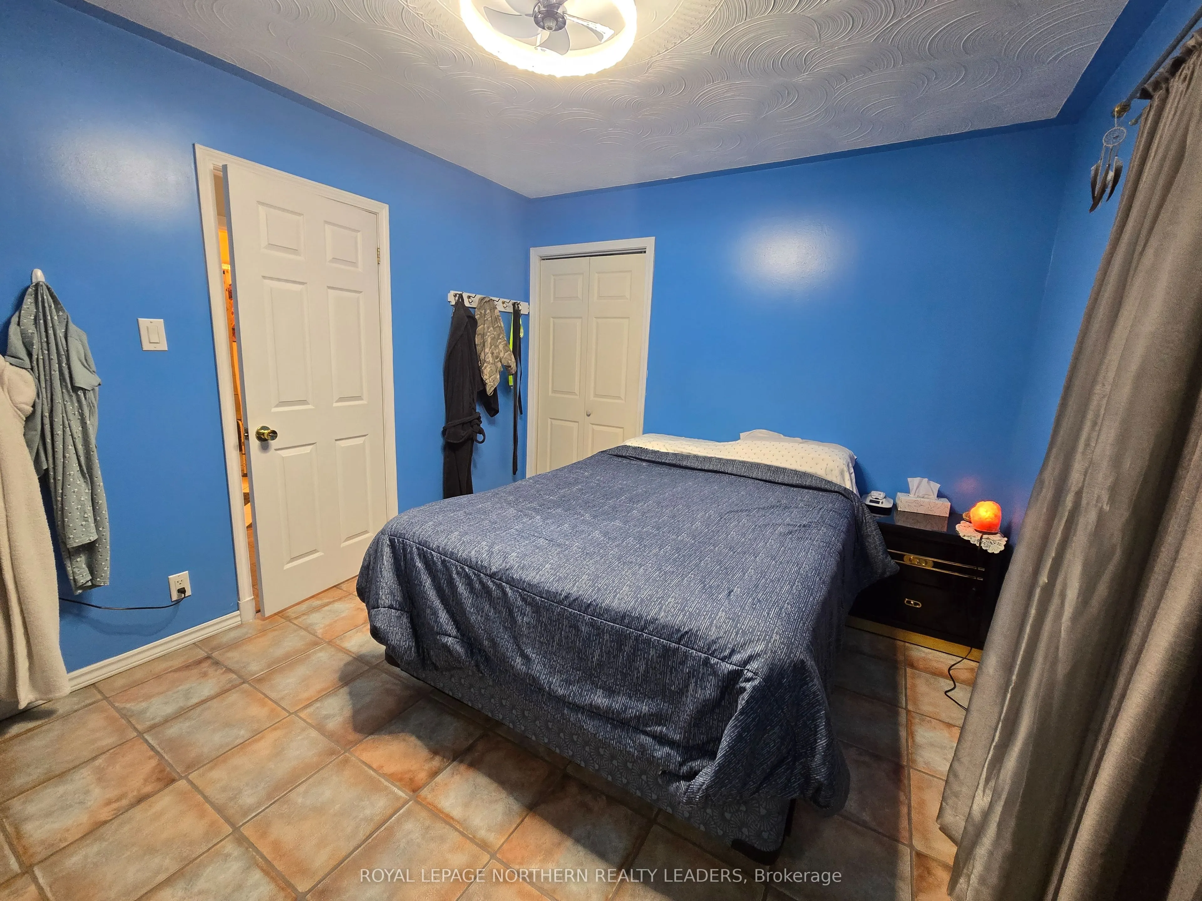 8 Borden Avenue