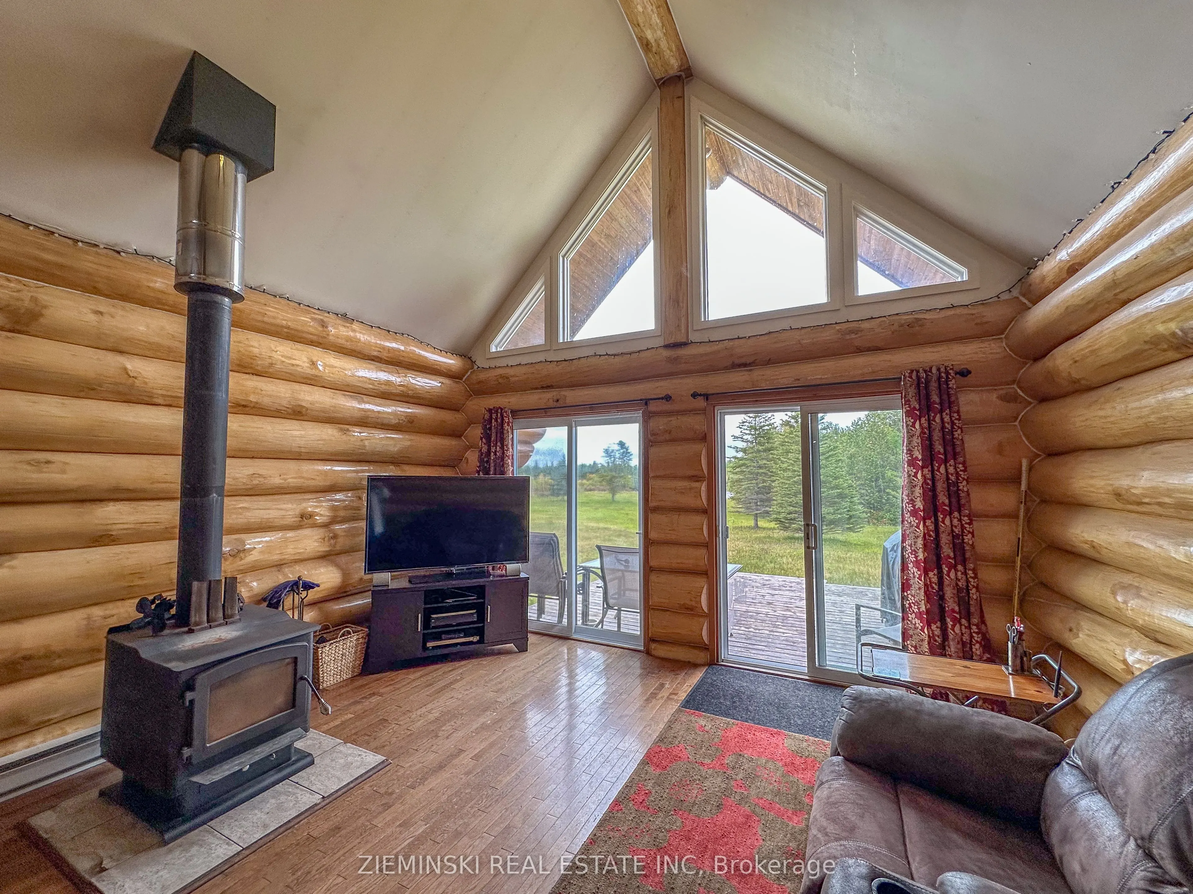 4621 Frederick House Lake Road