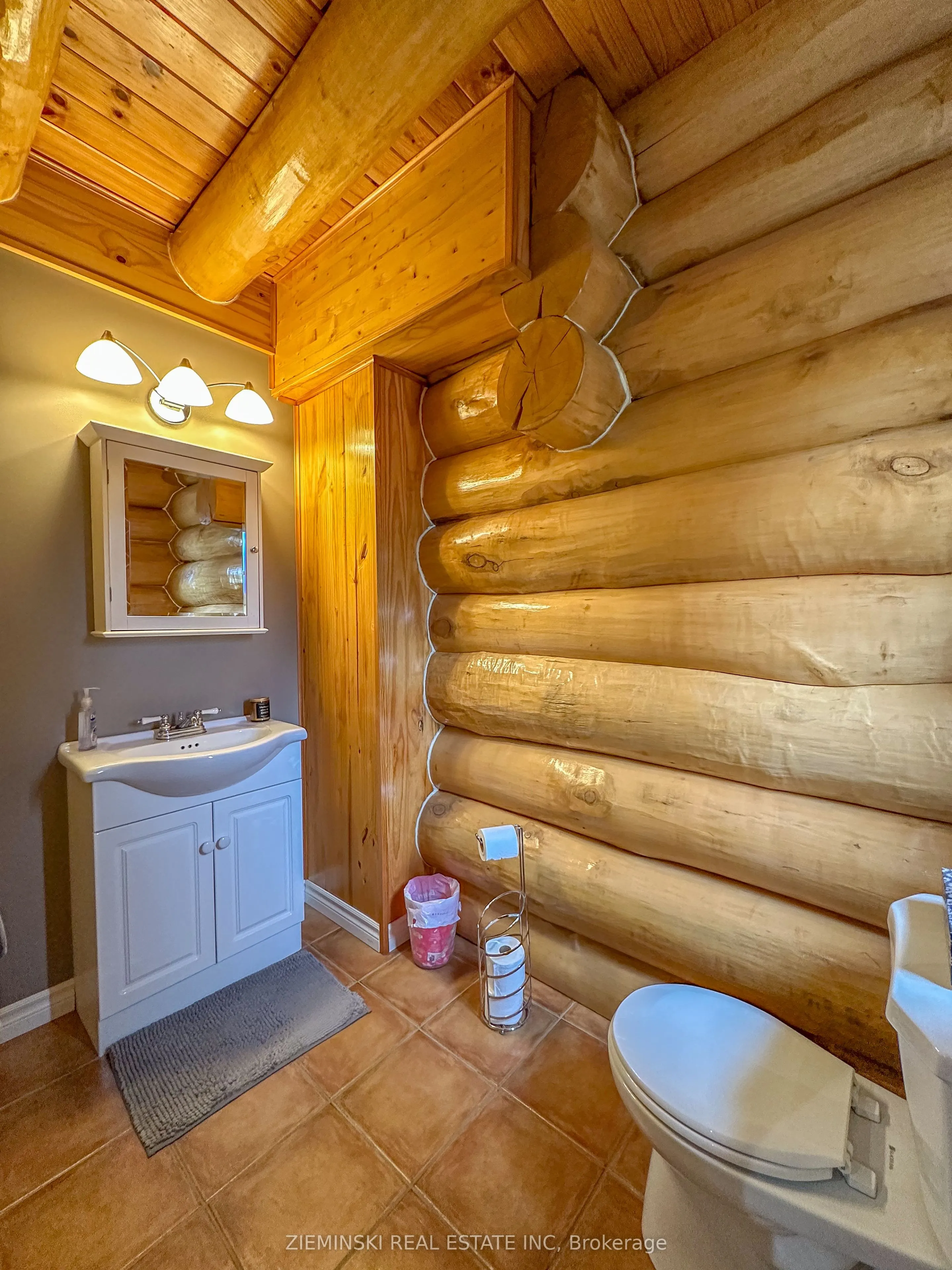 4621 Frederick House Lake Road