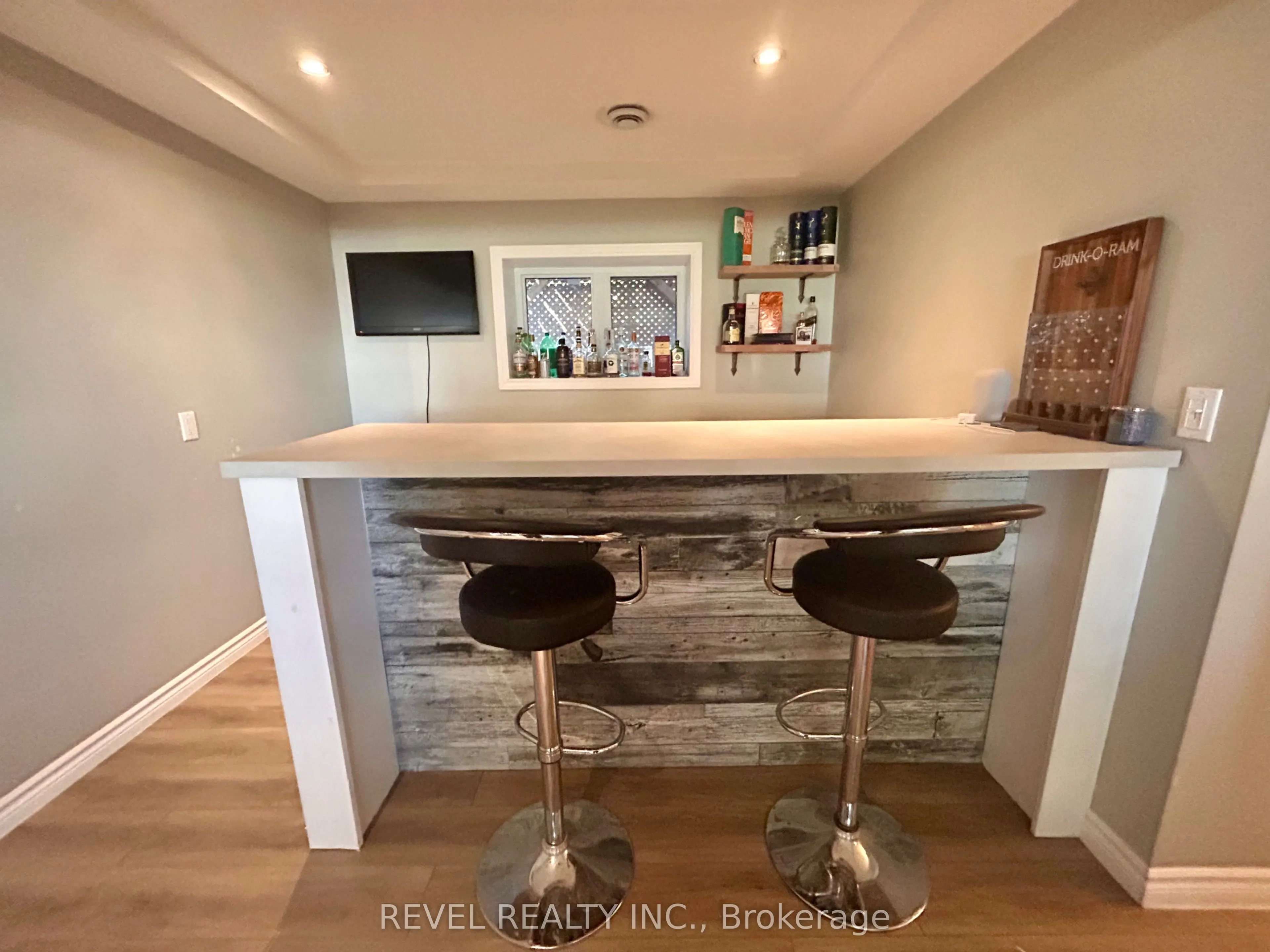 24 Cree Road
