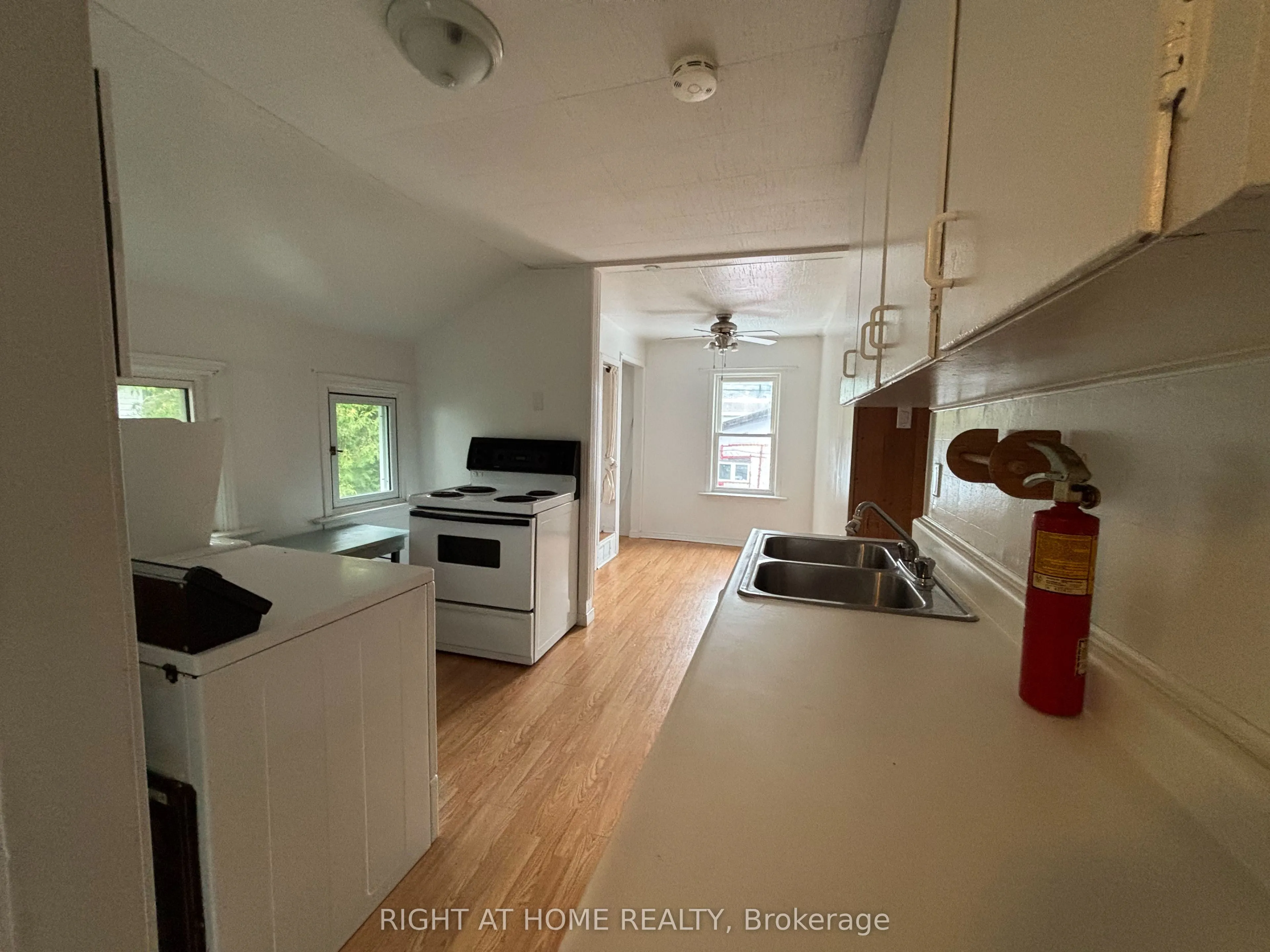 58 Second Street E