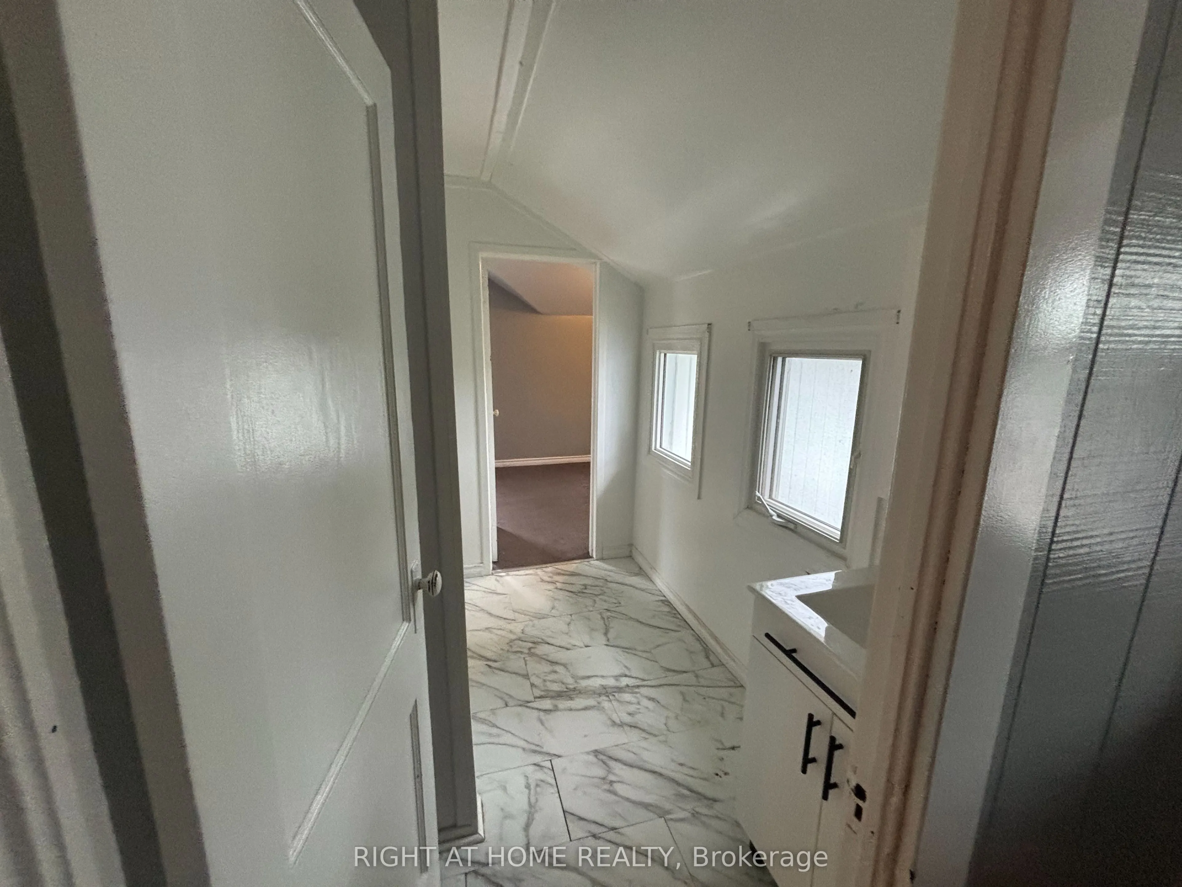 58 Second Street E
