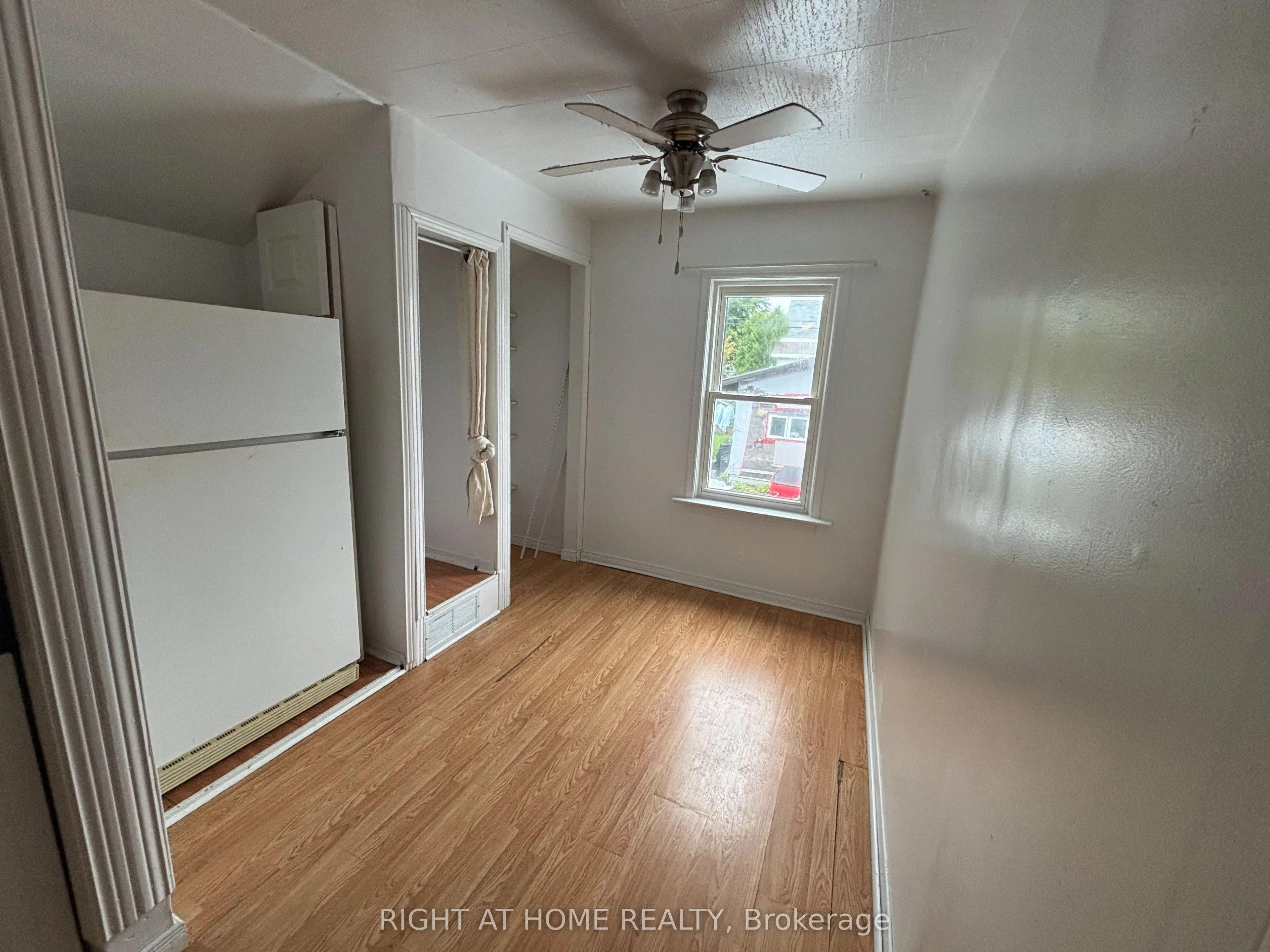 58 Second Street E