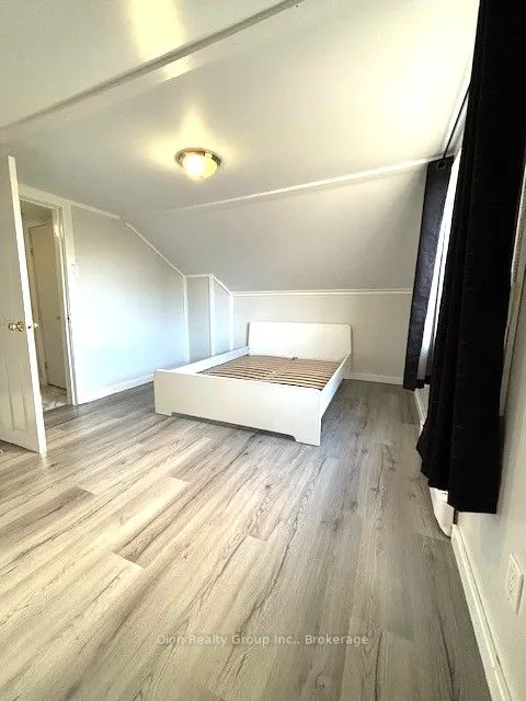 77 Third Street