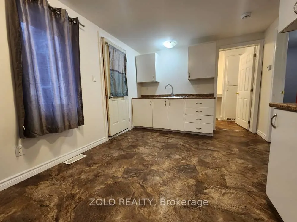 26 Allen Avenue