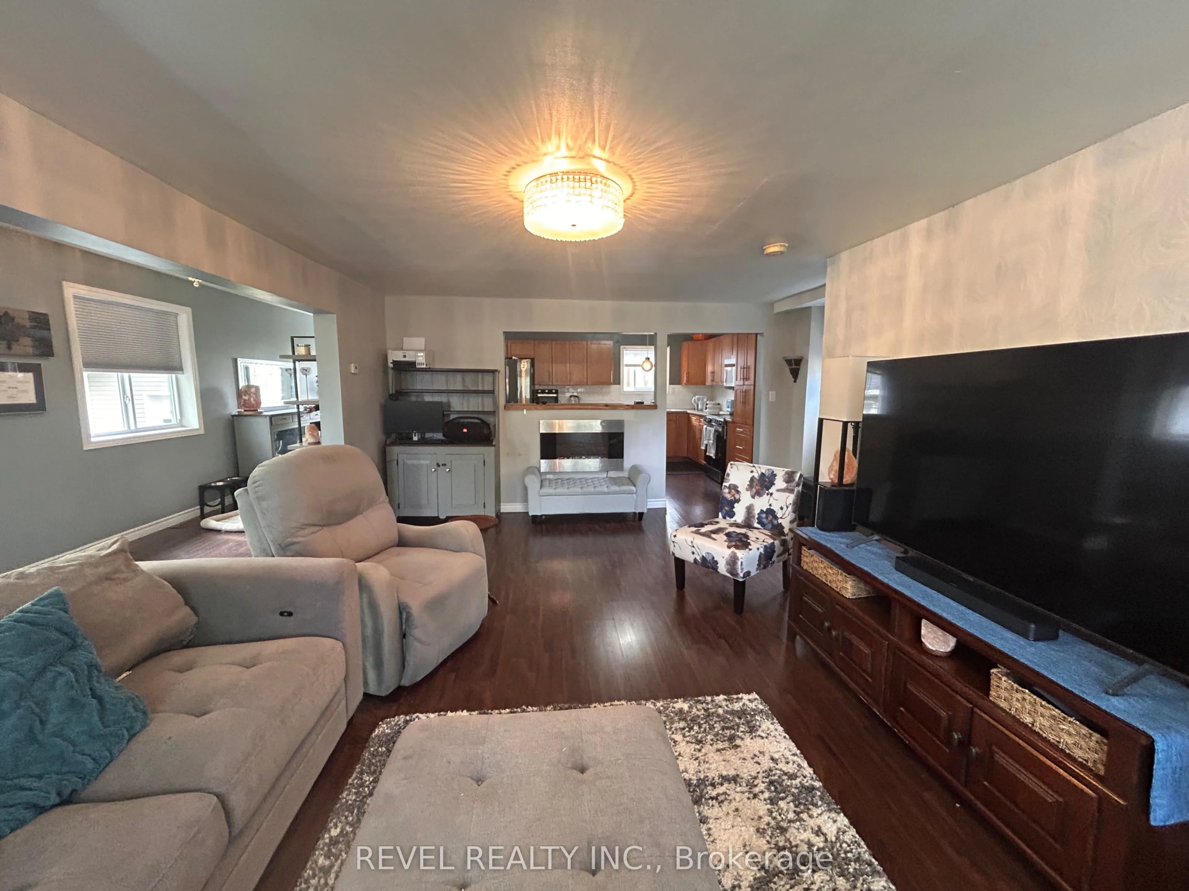 303 Fourth Avenue