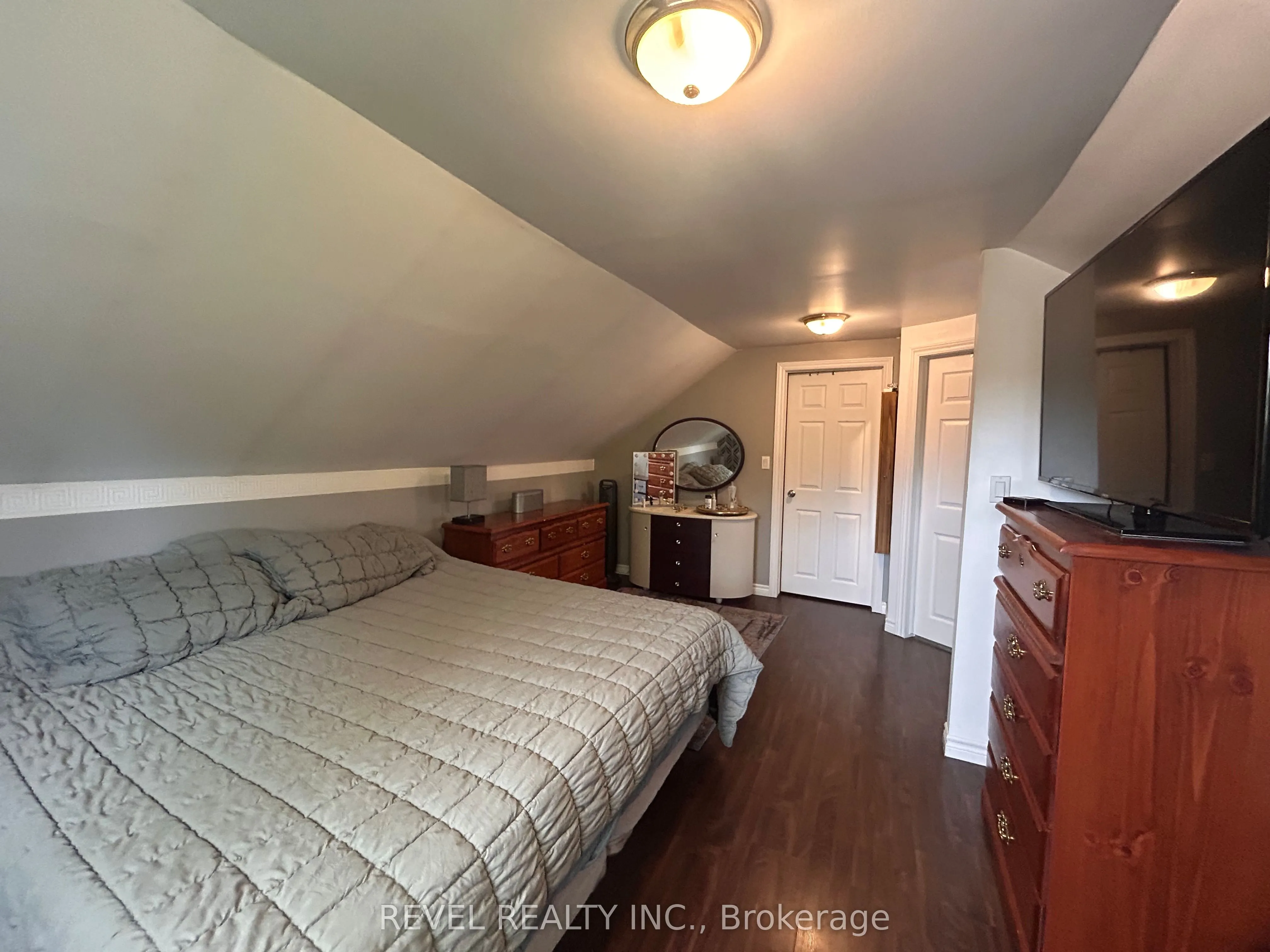 303 Fourth Avenue