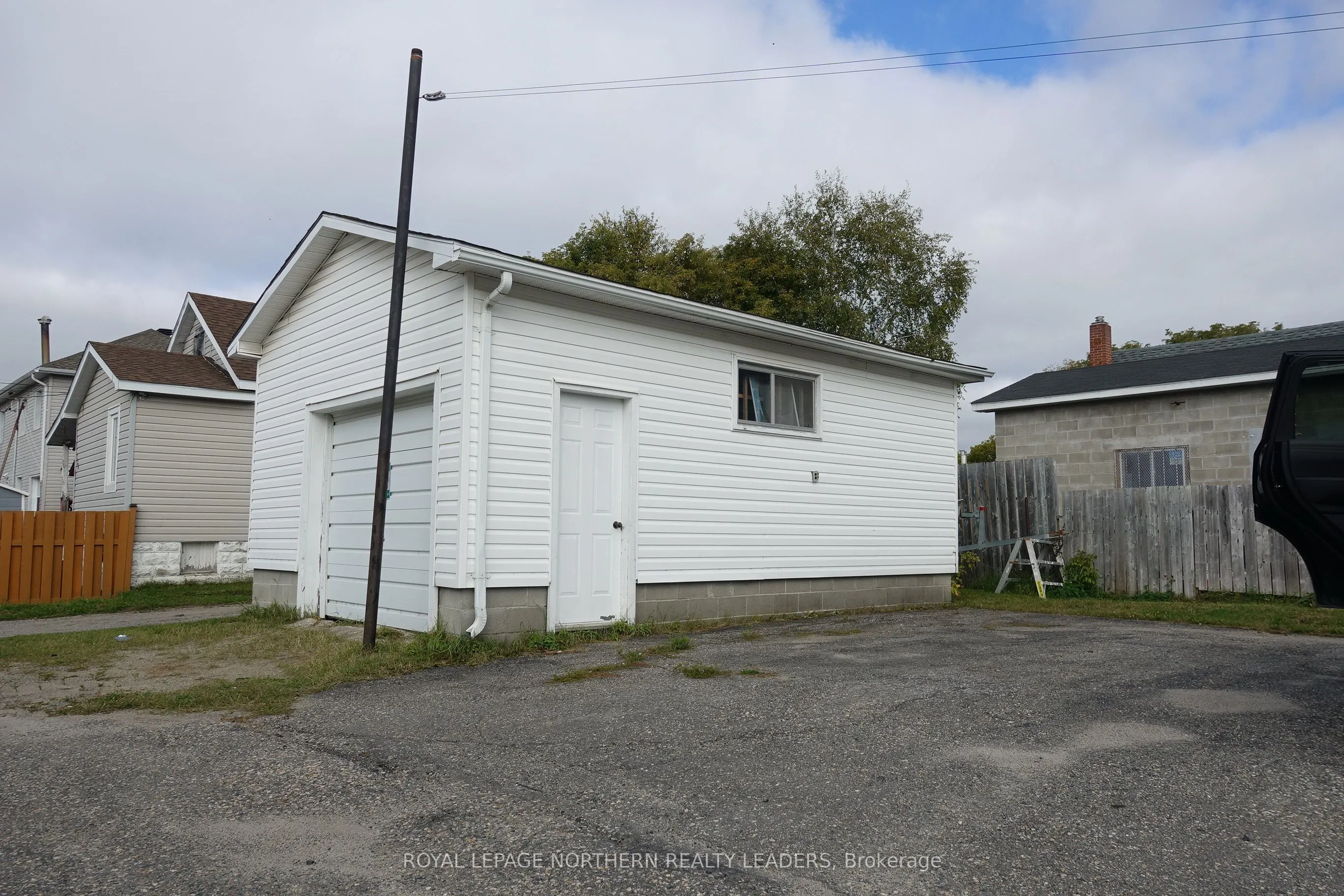 205 Balsam Street N