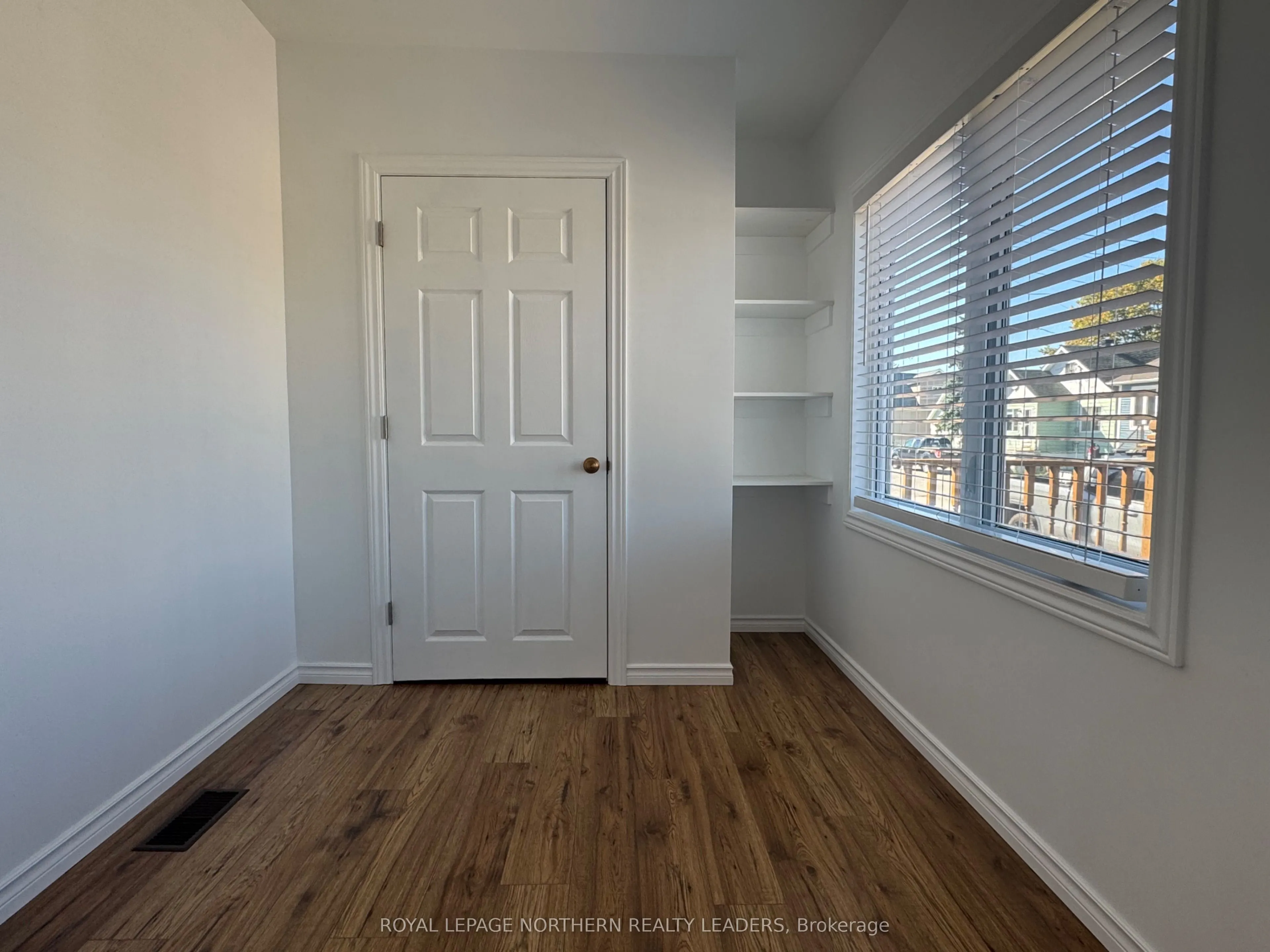 192 Elm Street N