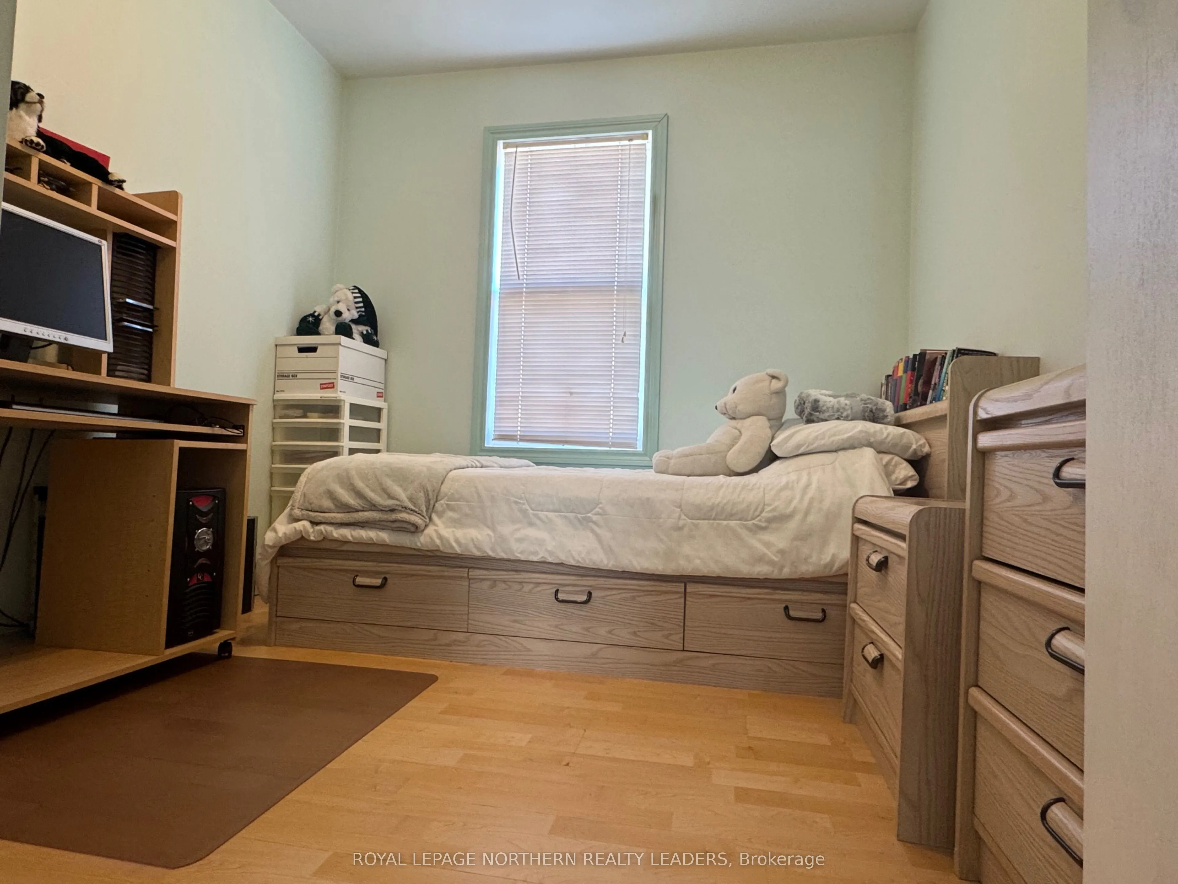 192 Elm Street N