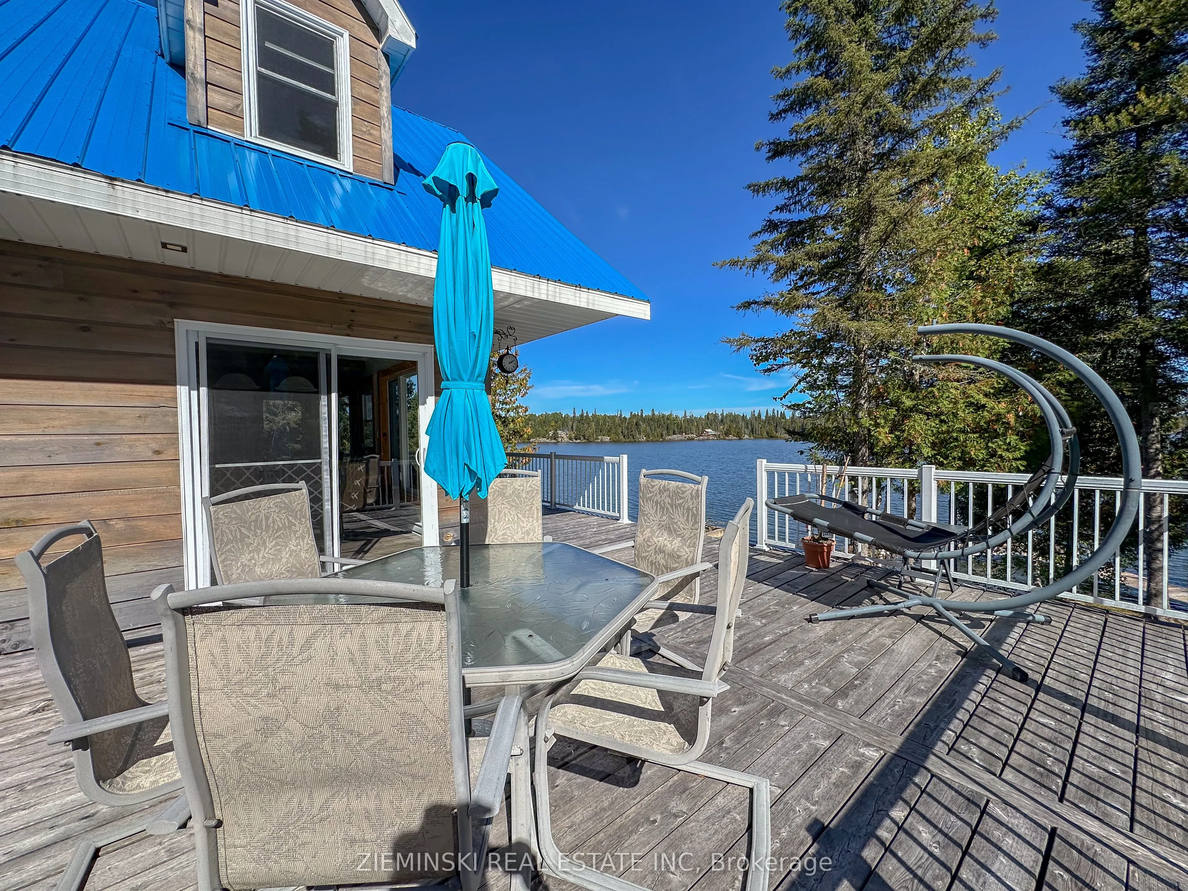 200 Strada Paradise Road