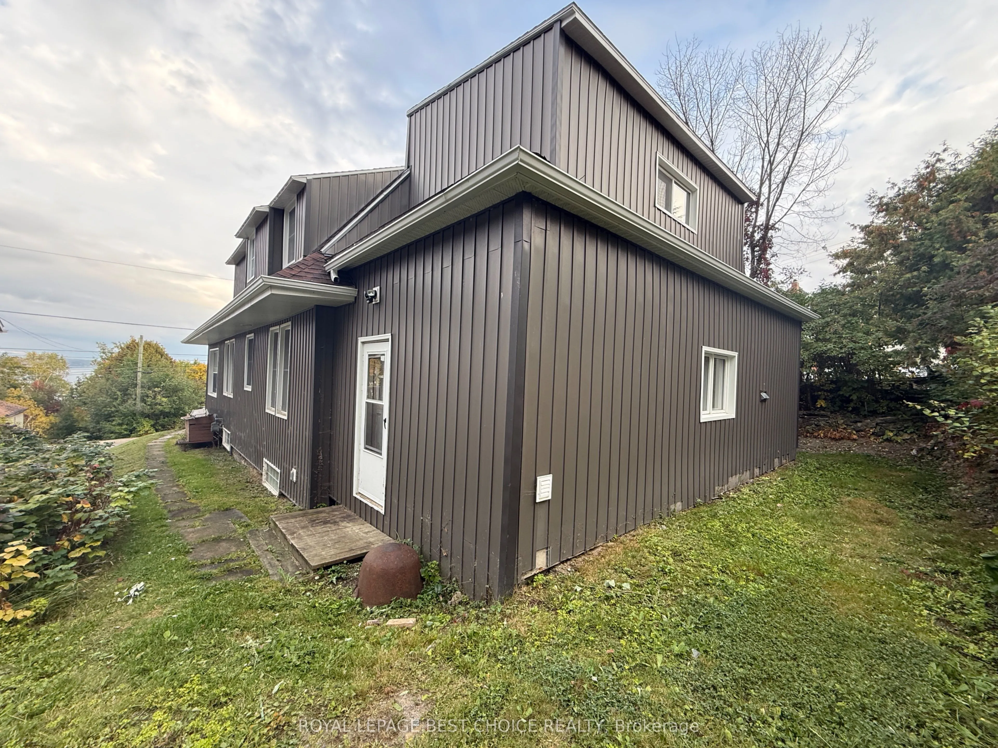 640 Brewster Street