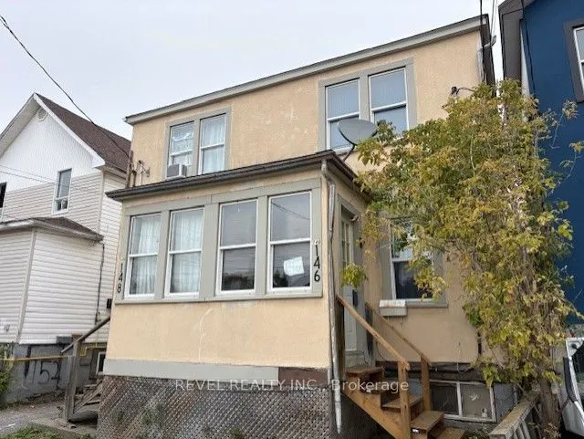 146-148 Cedar Street N