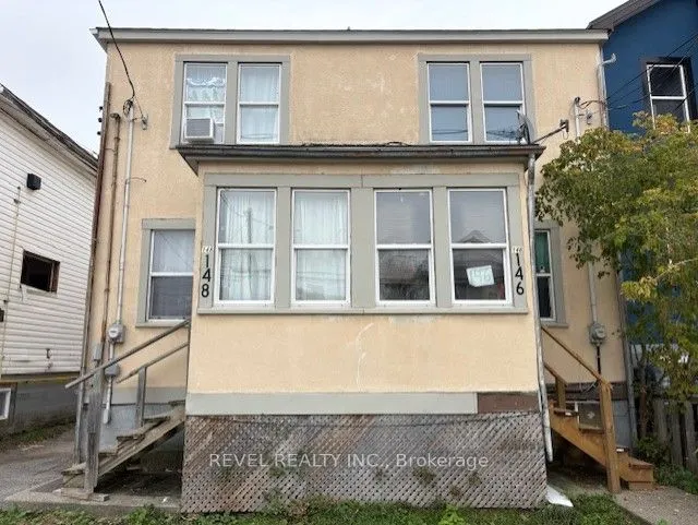 146-148 Cedar Street N