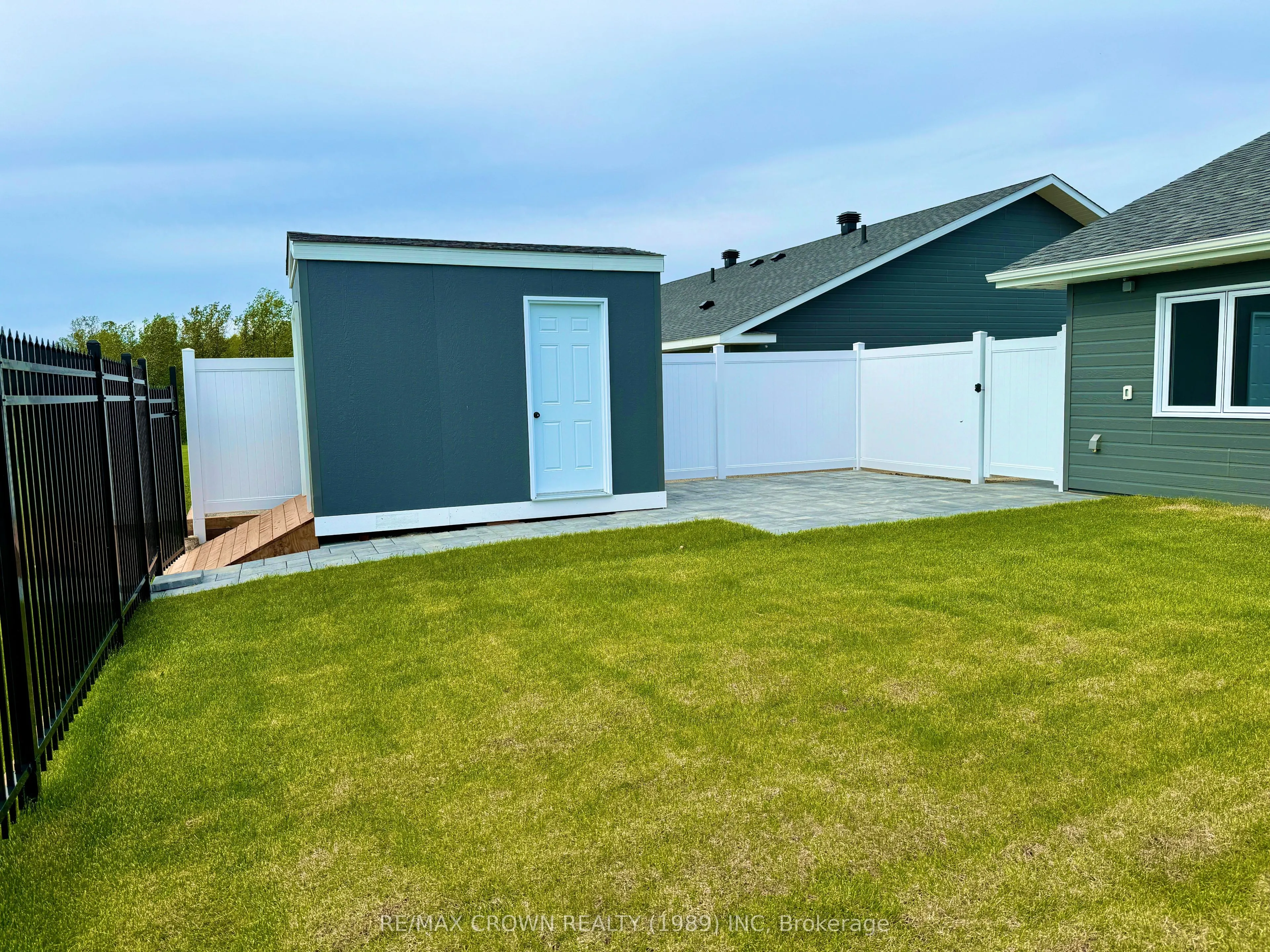 18 Golf Street
