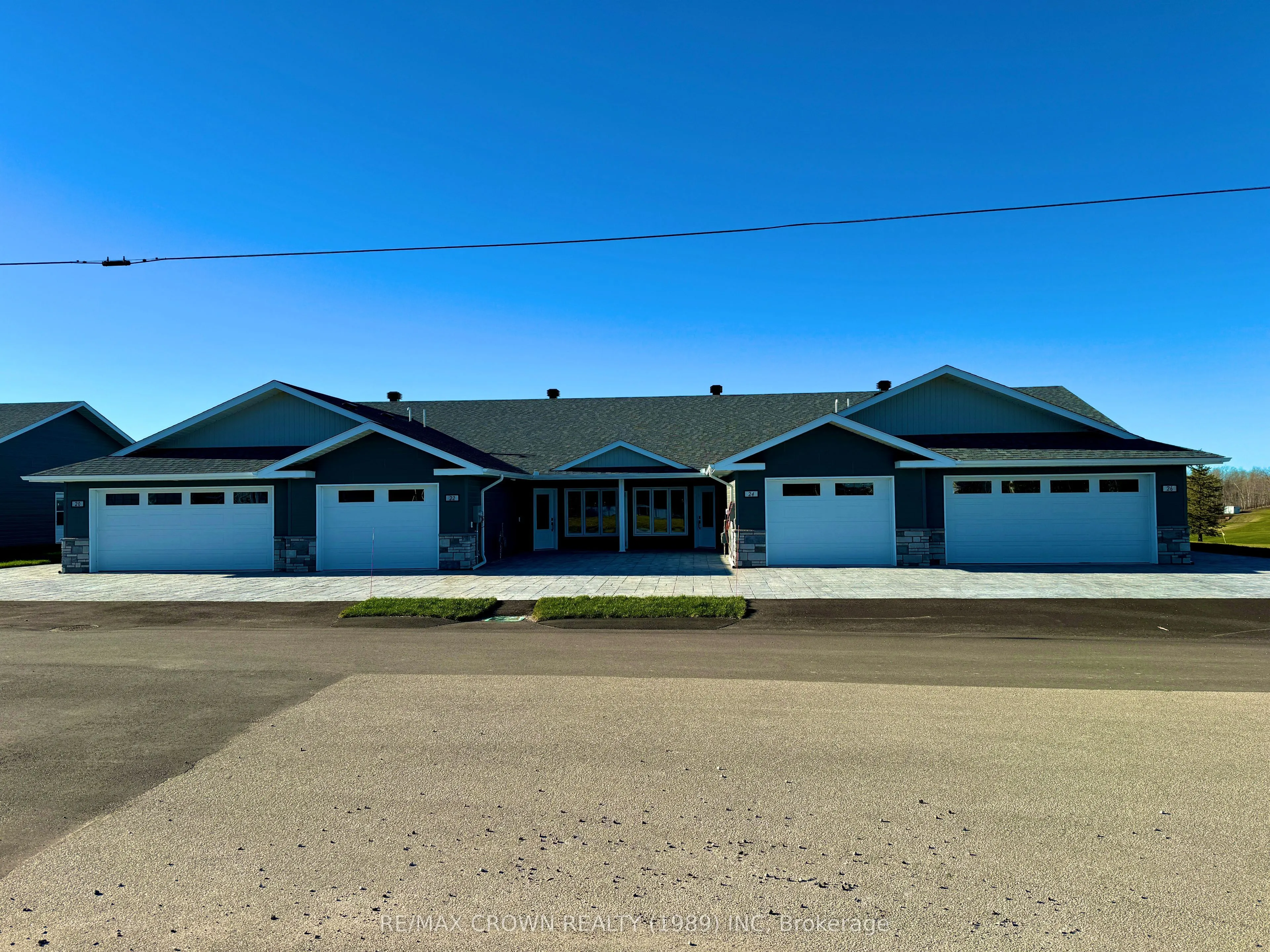 20 Golf Street