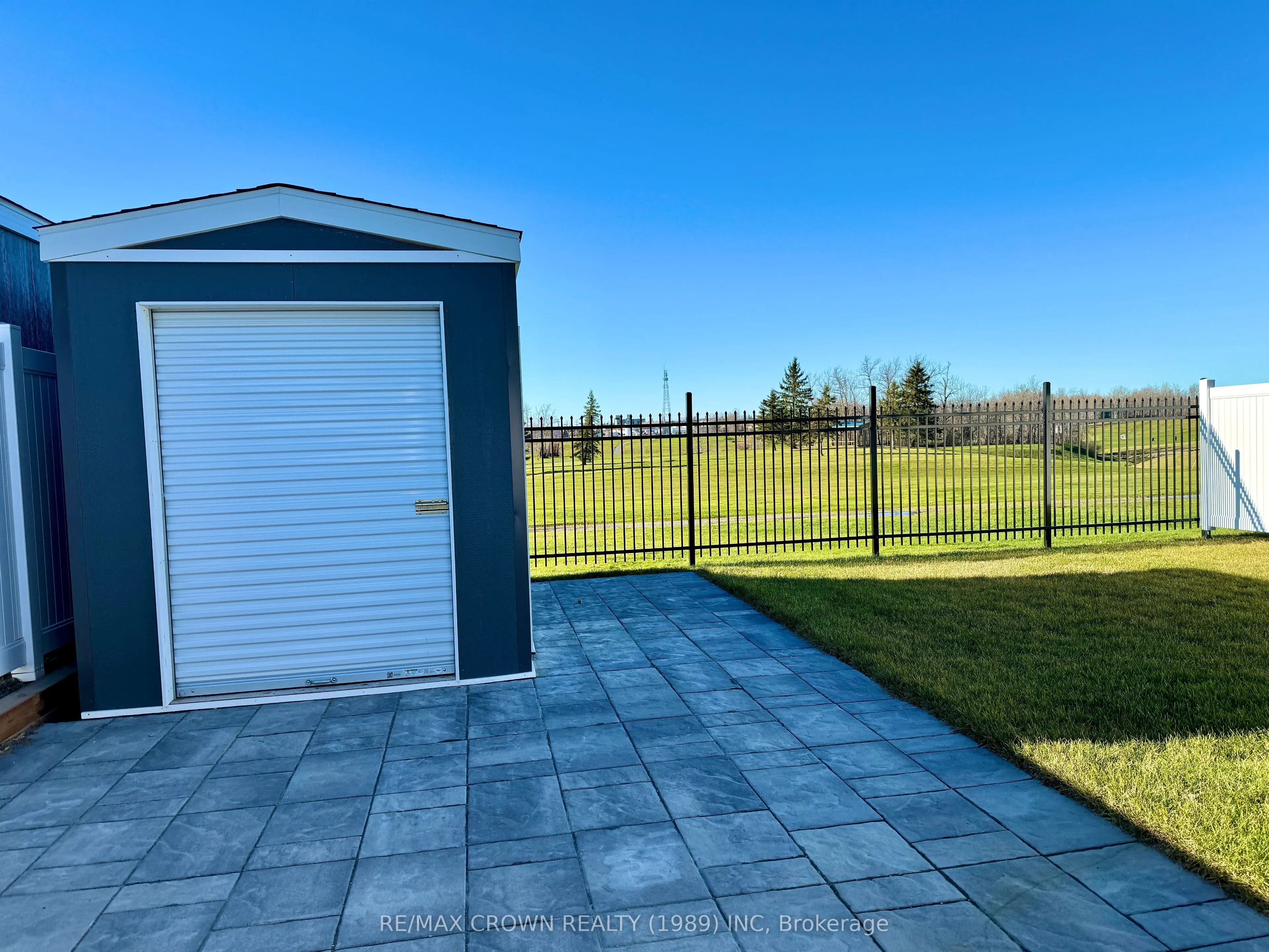 20 Golf Street