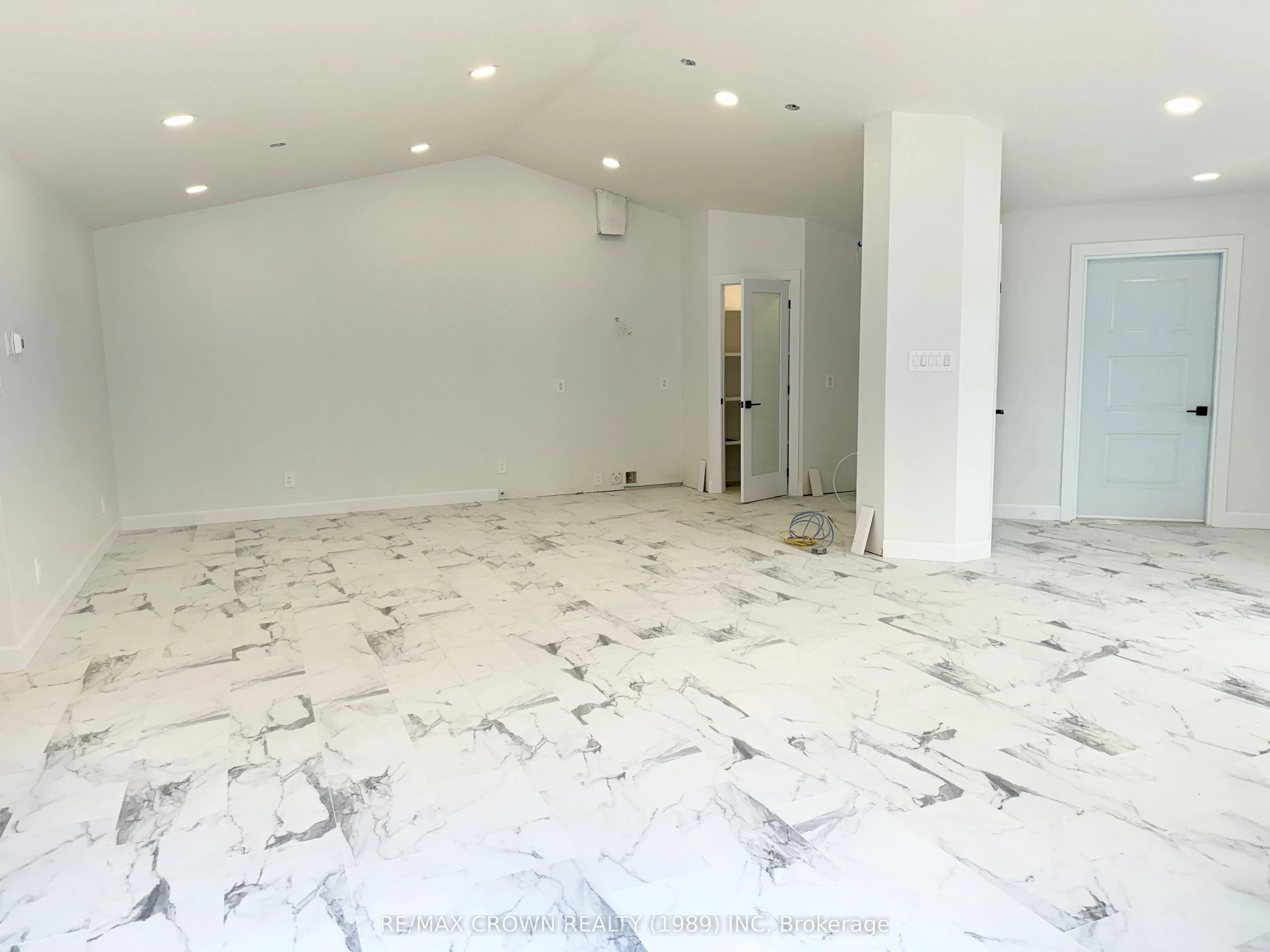 20 Golf Street