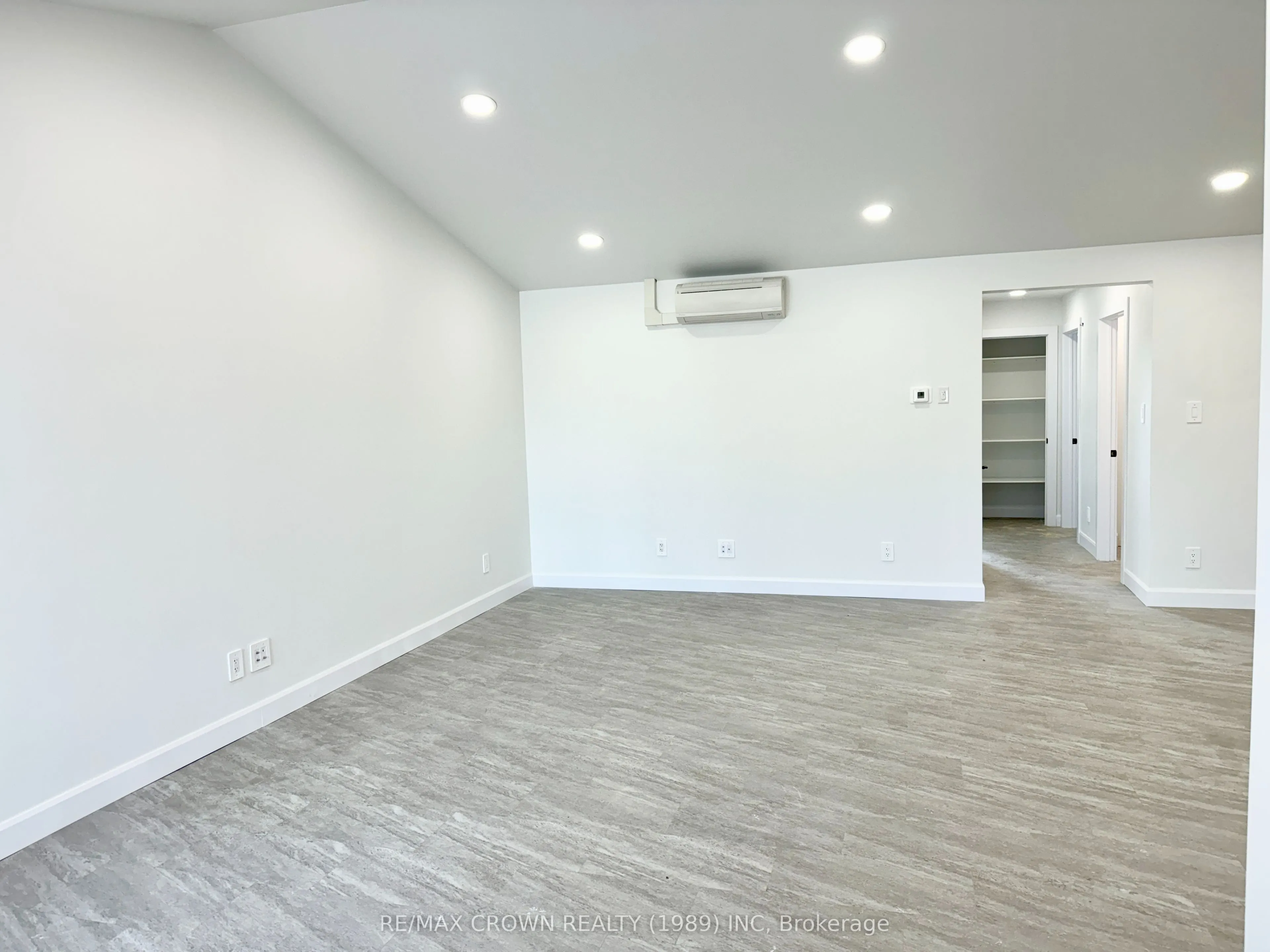24 Golf Street