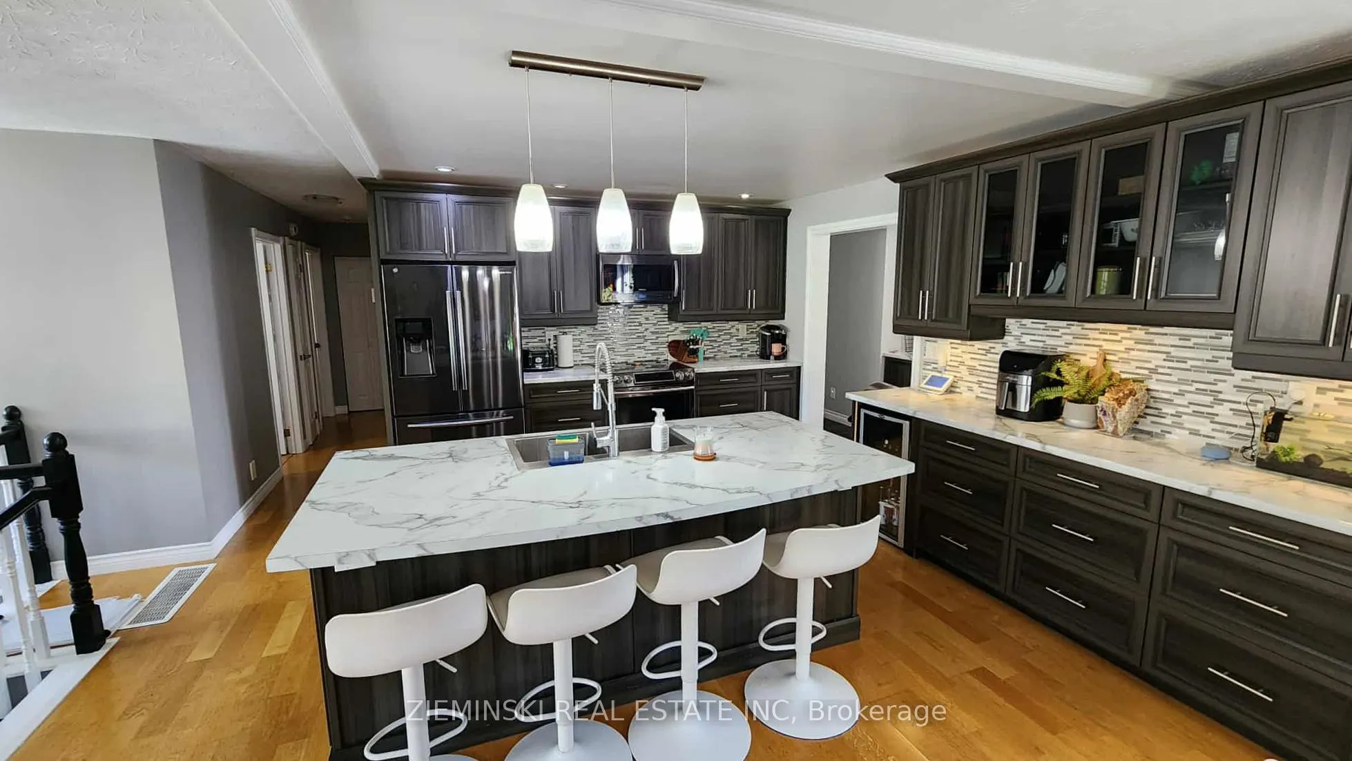 447 Eleventh Avenue