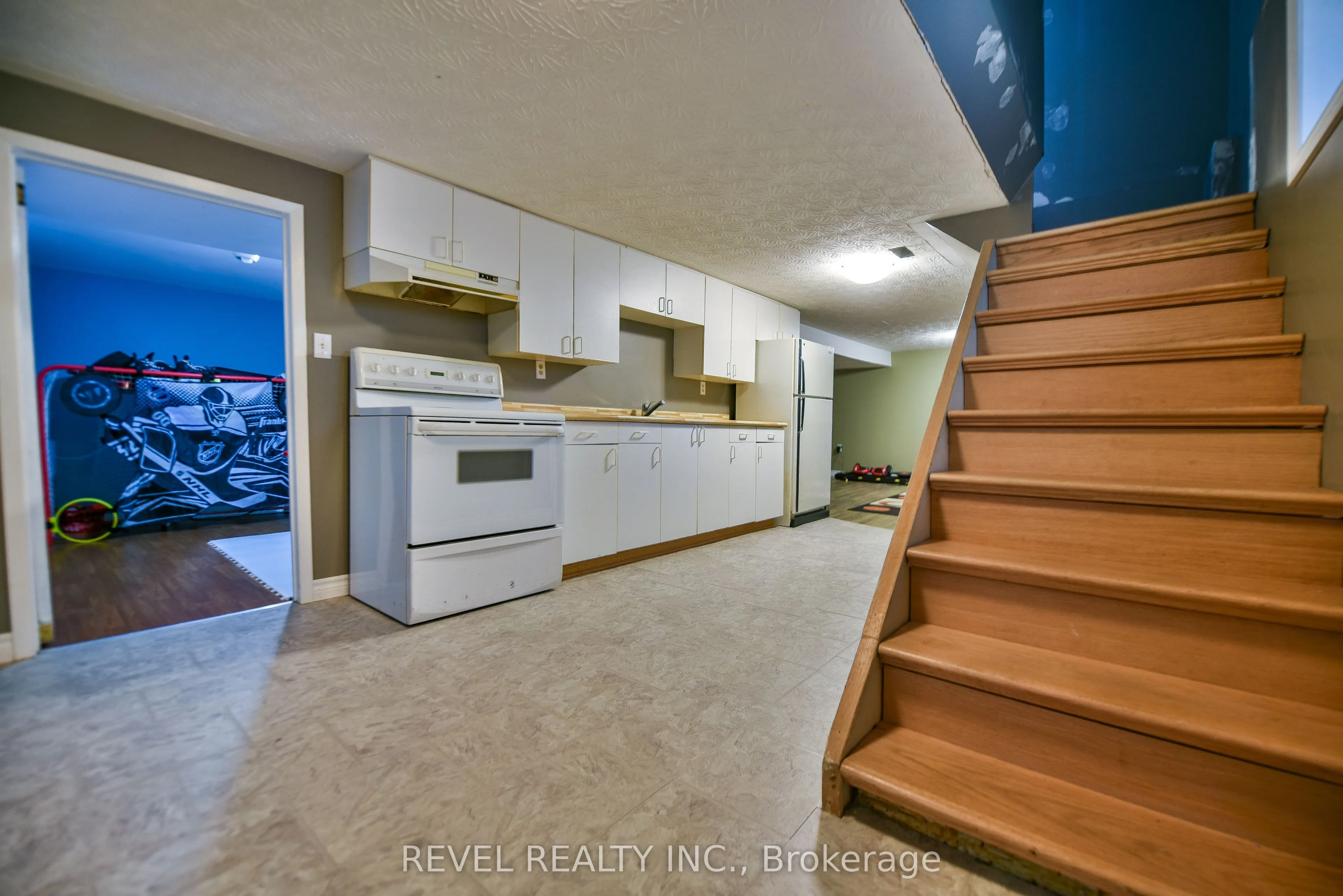 378 Elm Street S