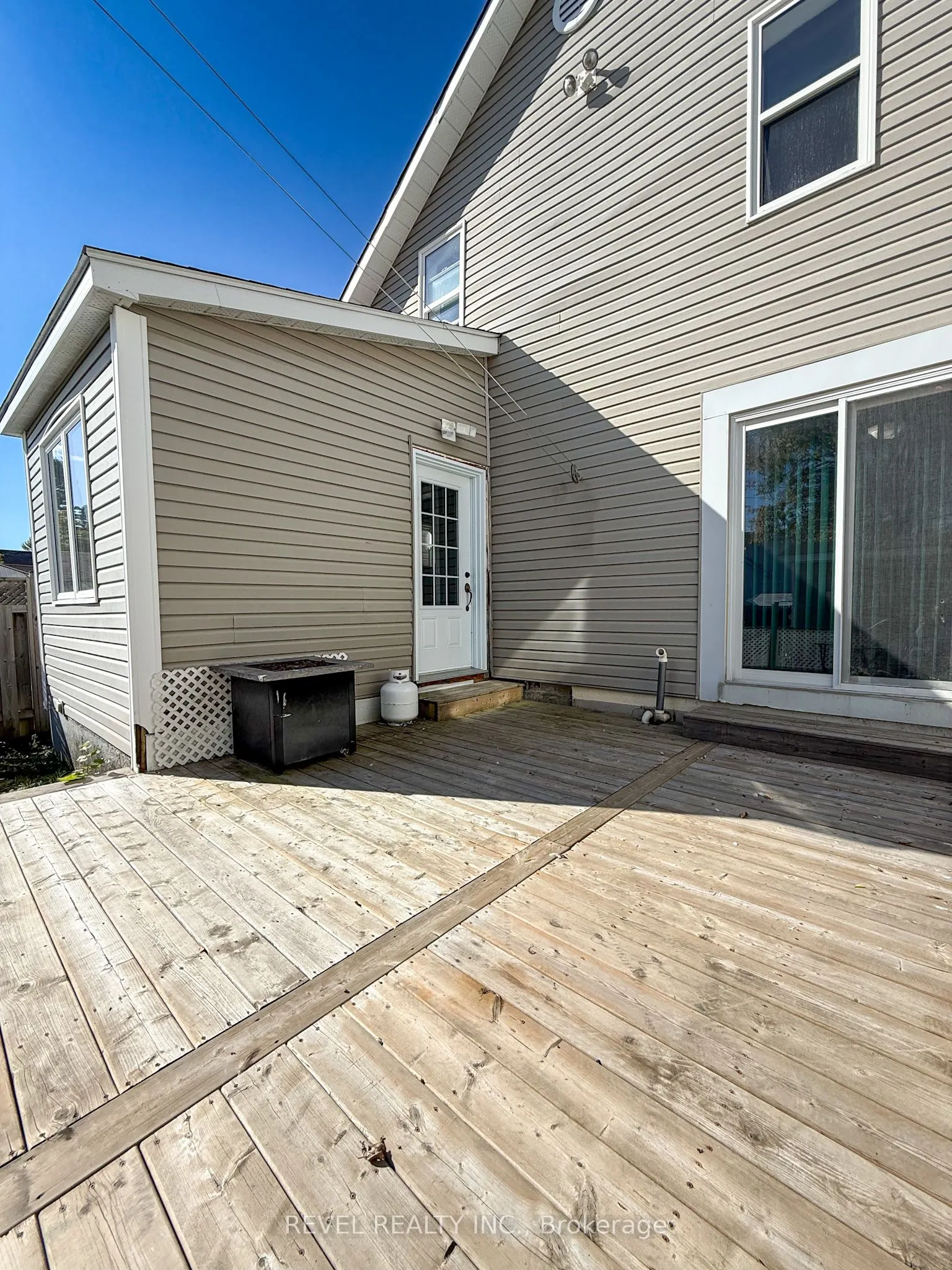 378 Elm Street S