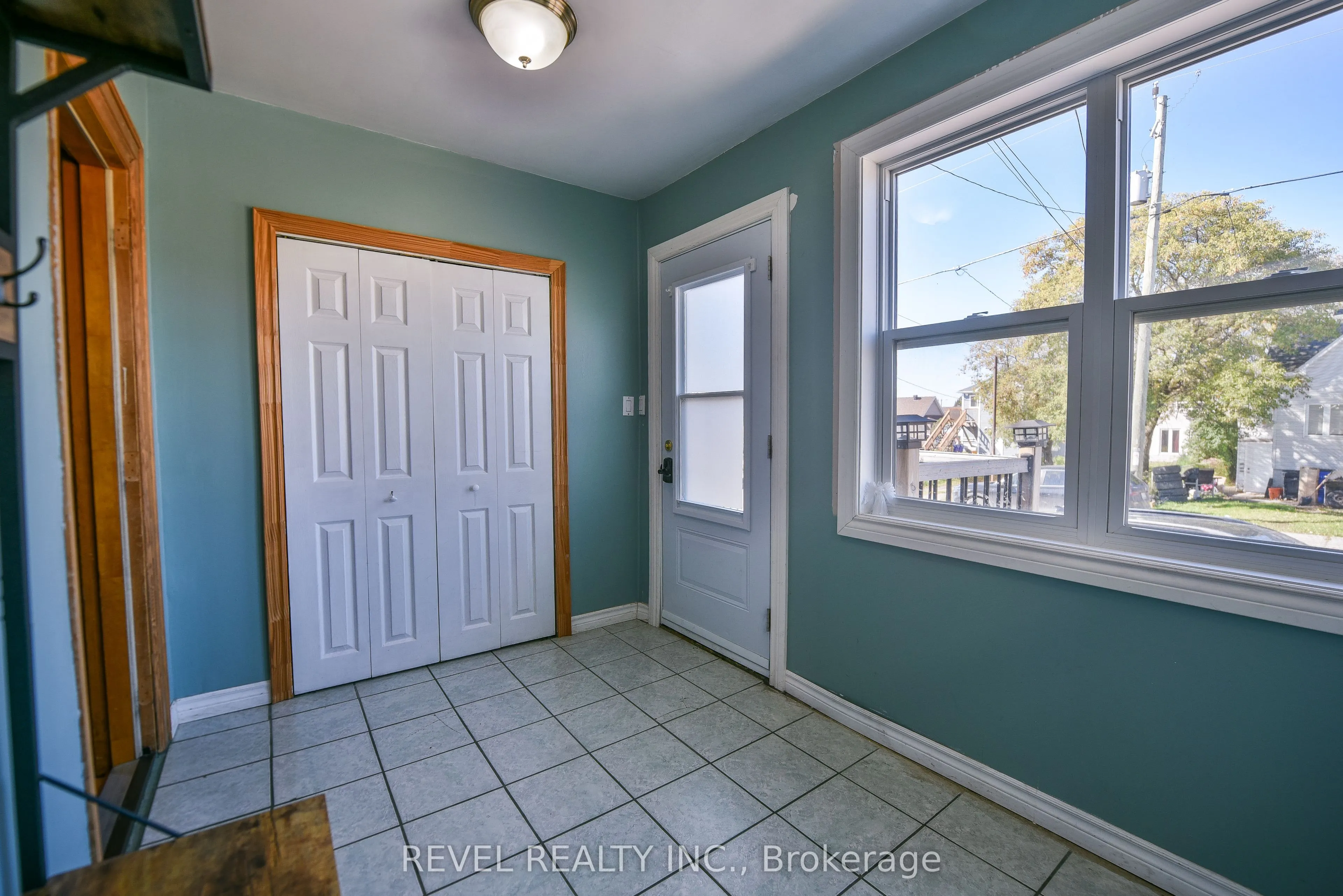 378 Elm Street S