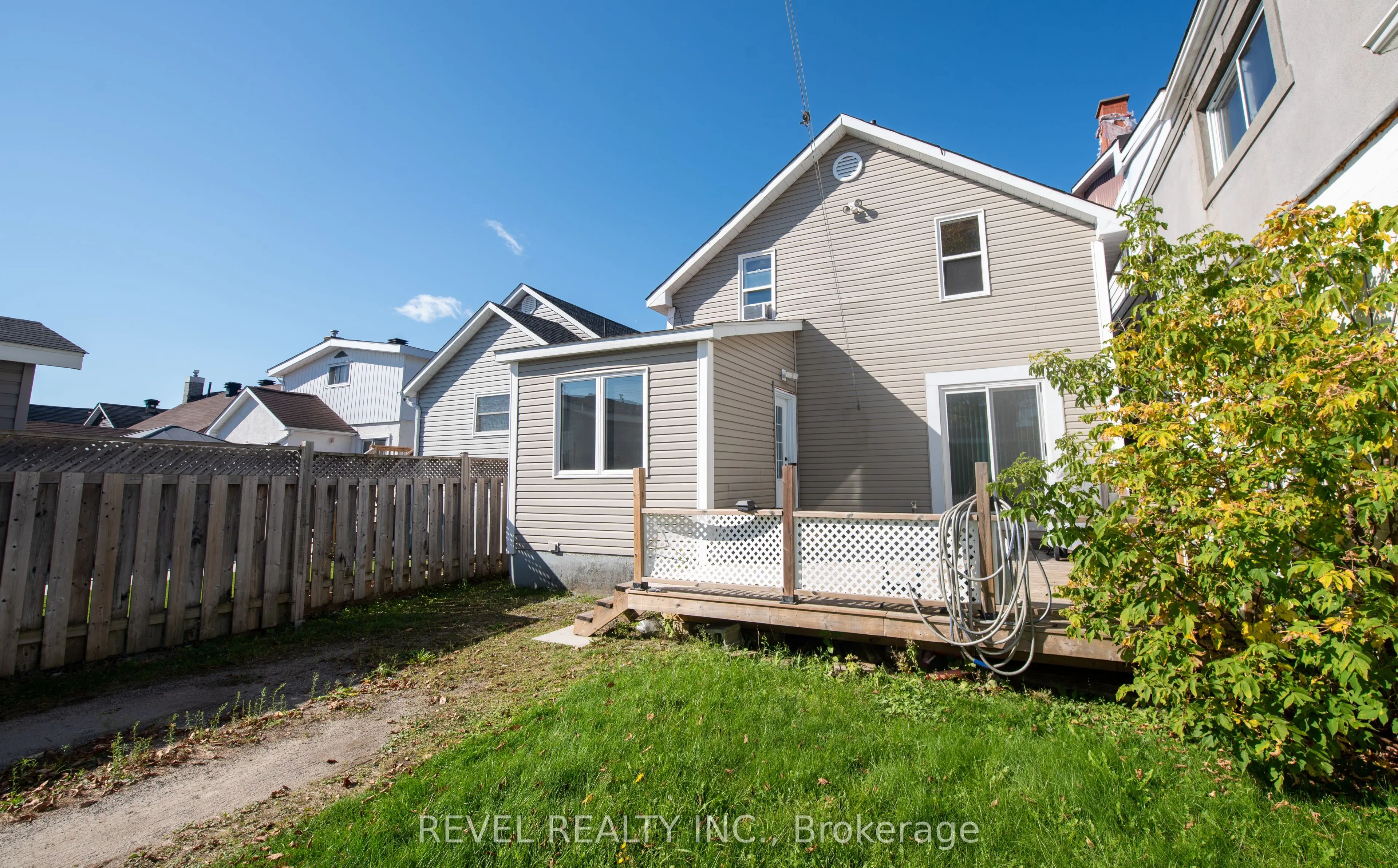 378 Elm Street S