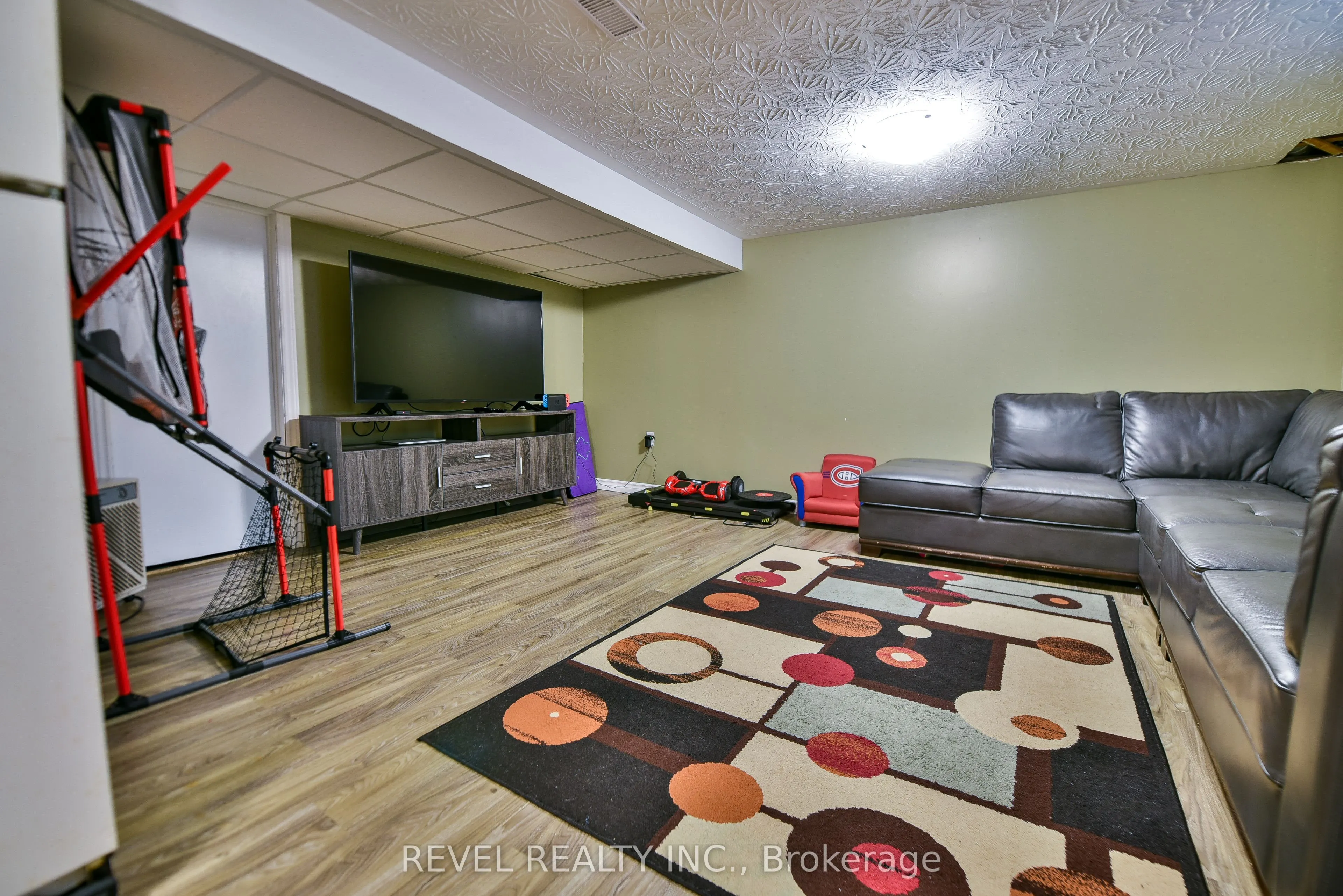 378 Elm Street S