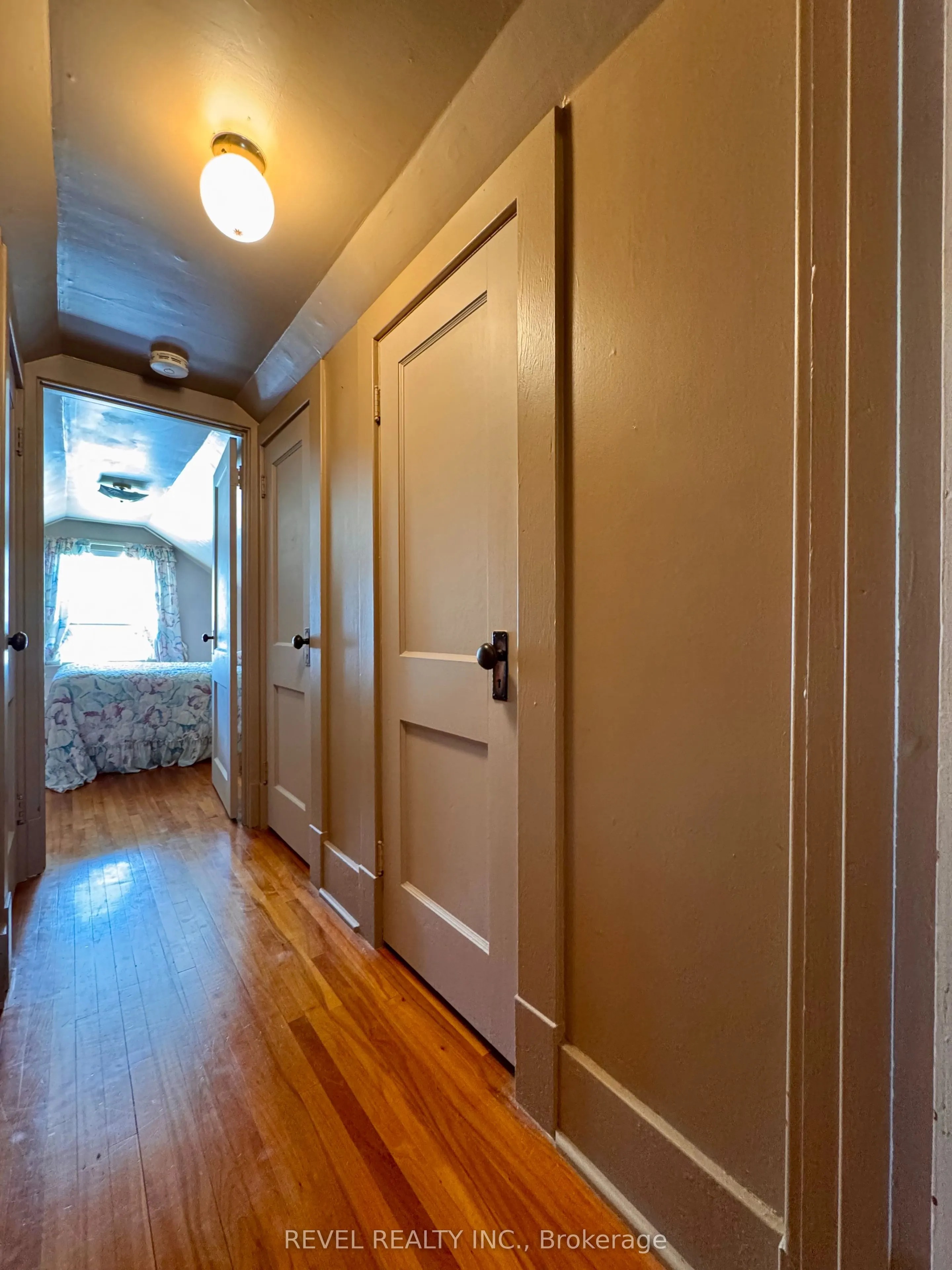 26 Moneta Avenue
