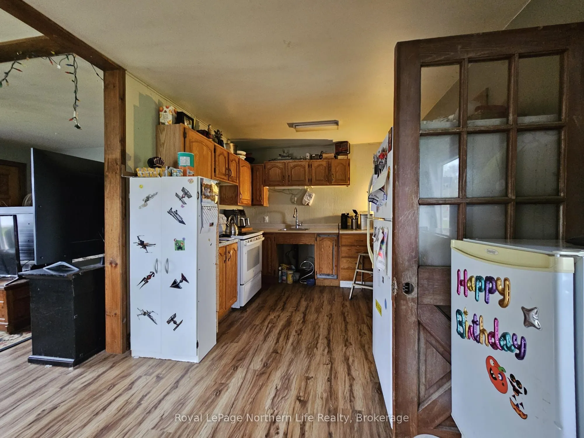 23 4TH Street