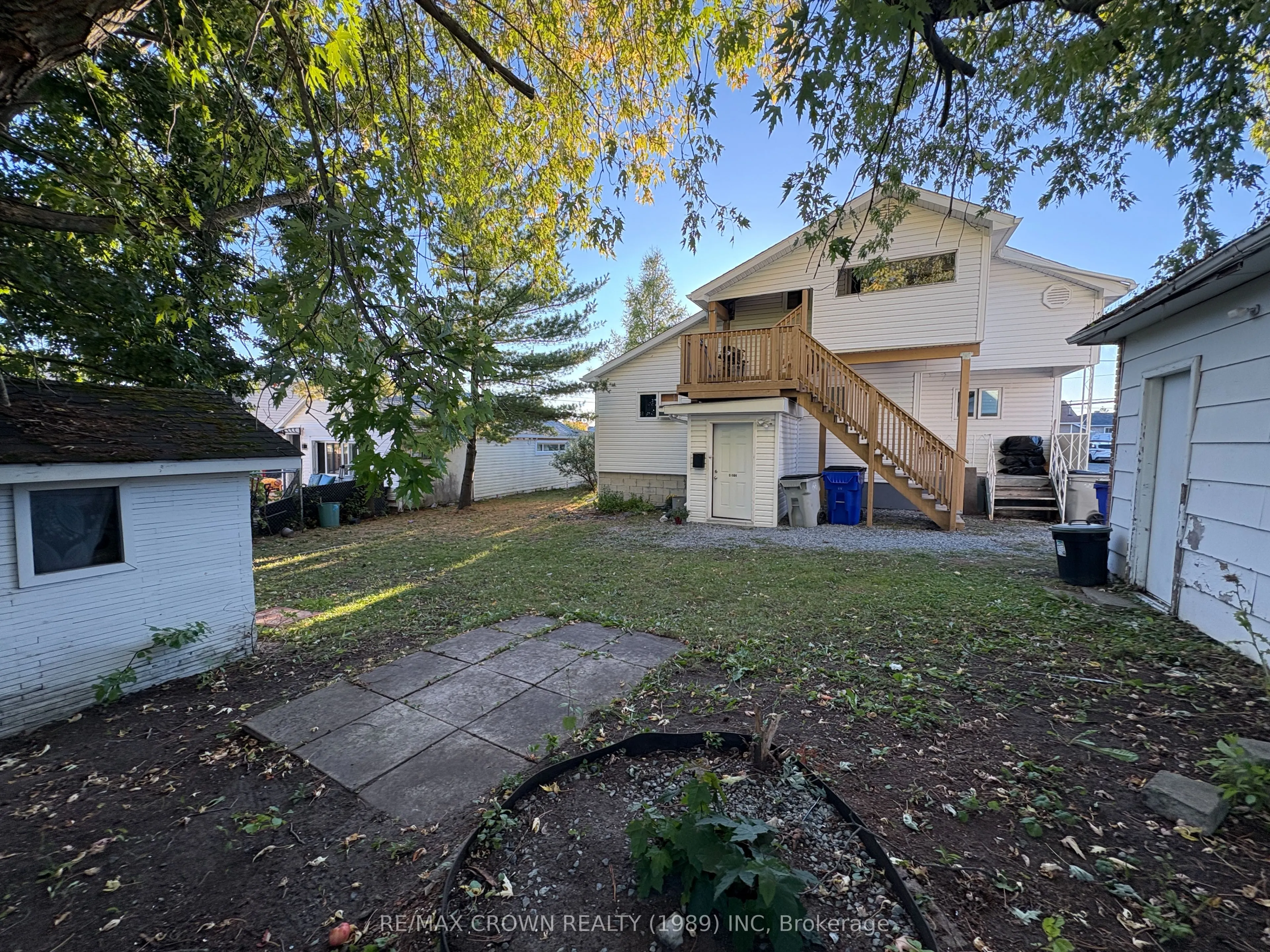 564 Maclean Drive