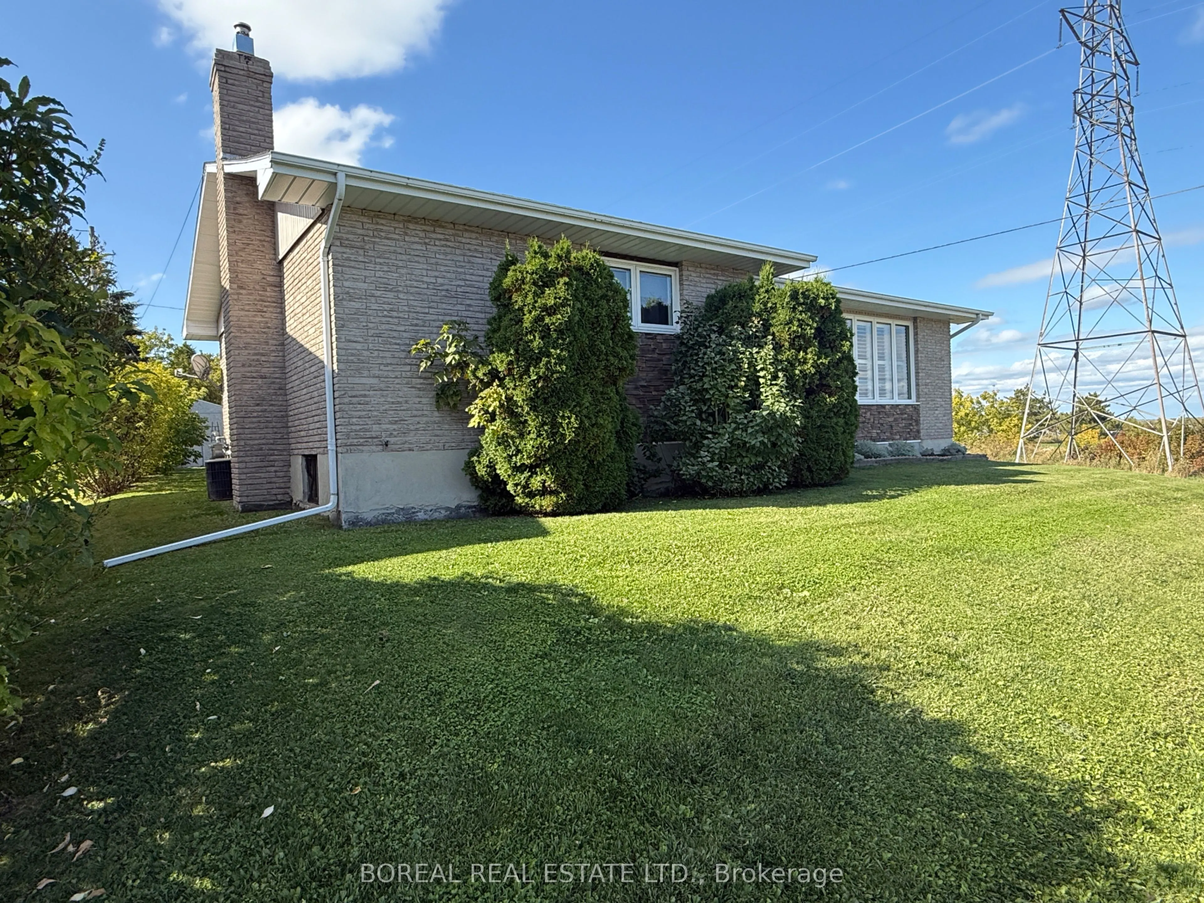 35 Eighteenth Avenue