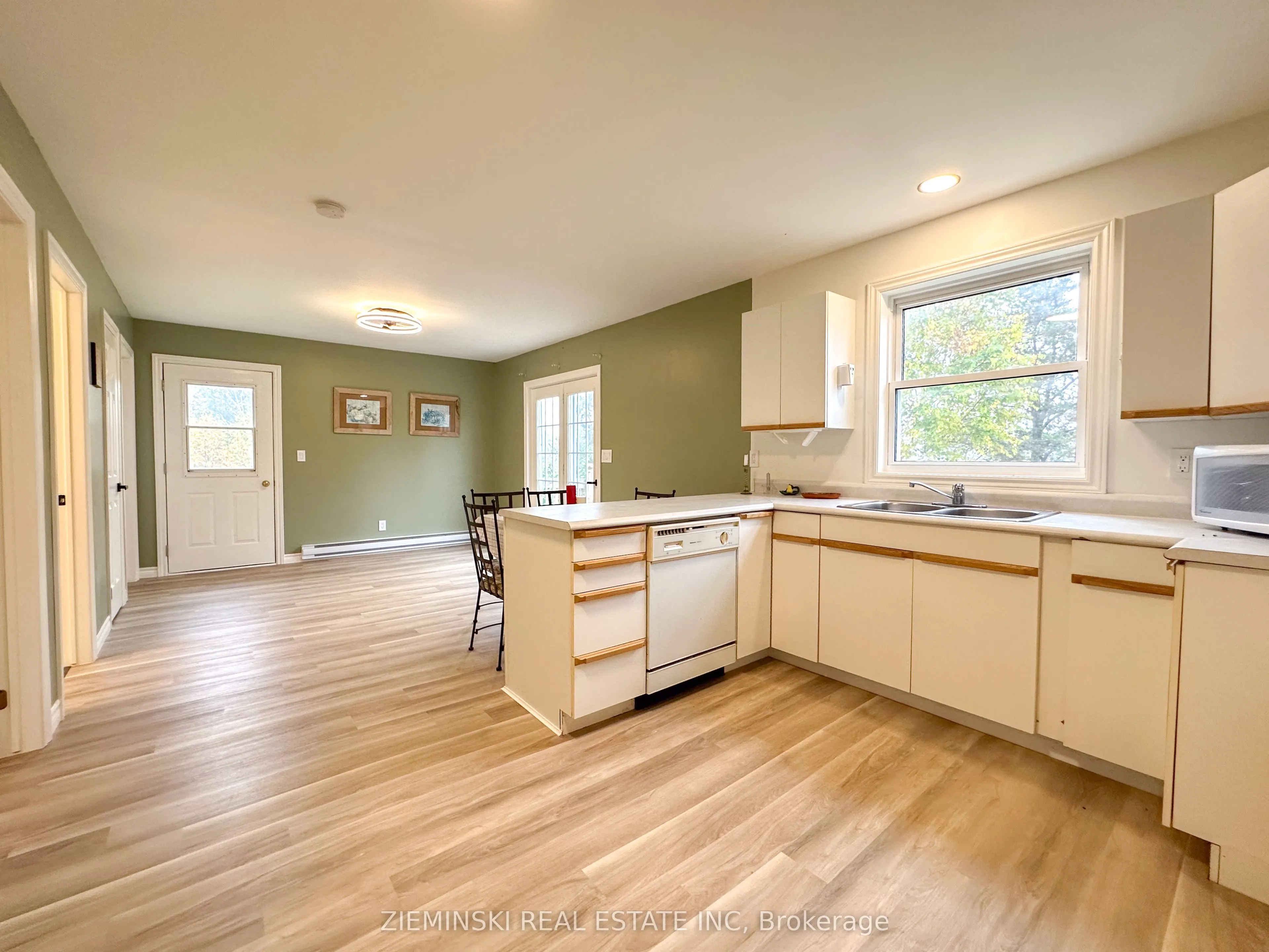 1099 Besaw Road