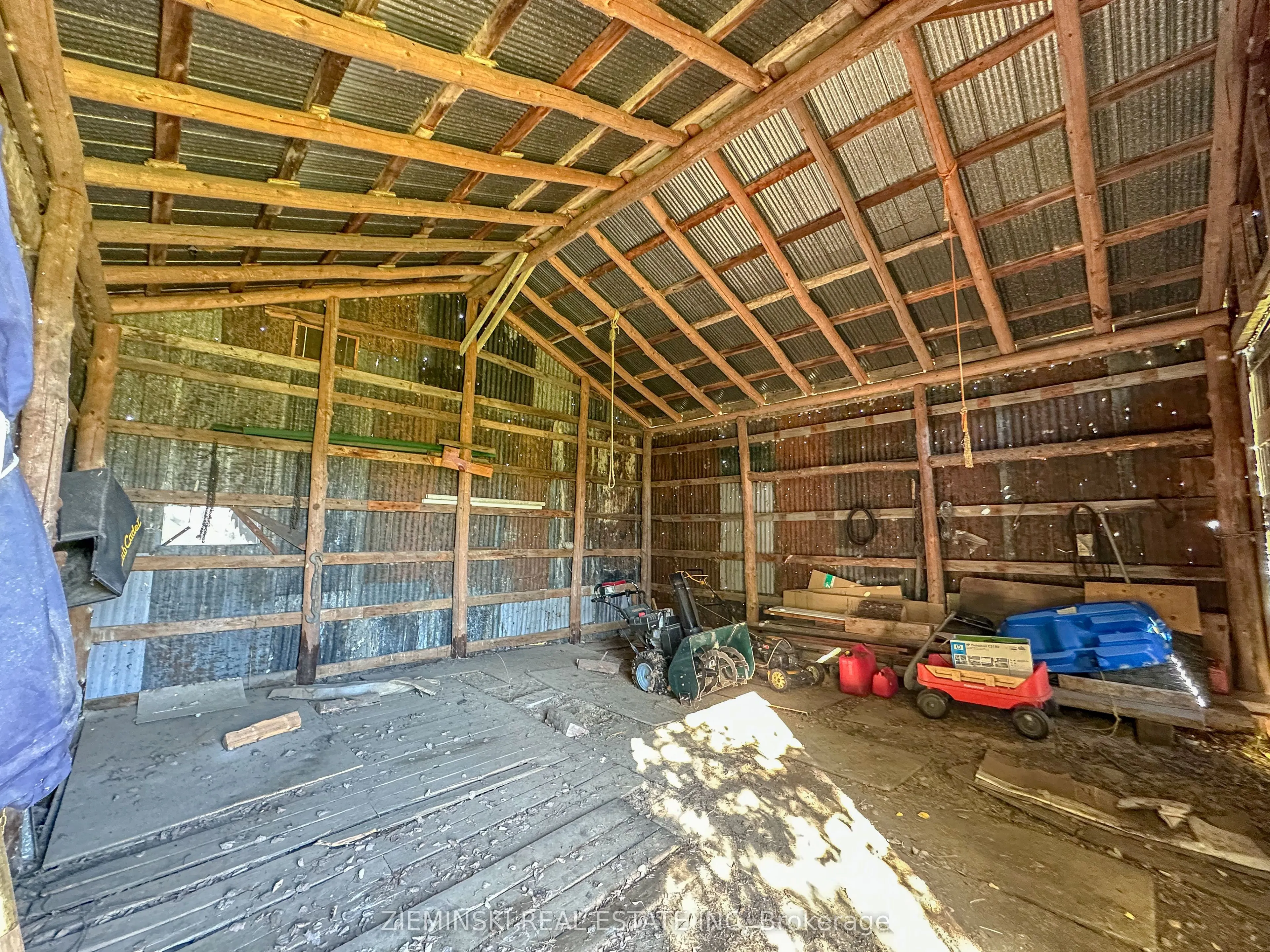1099 Besaw Road