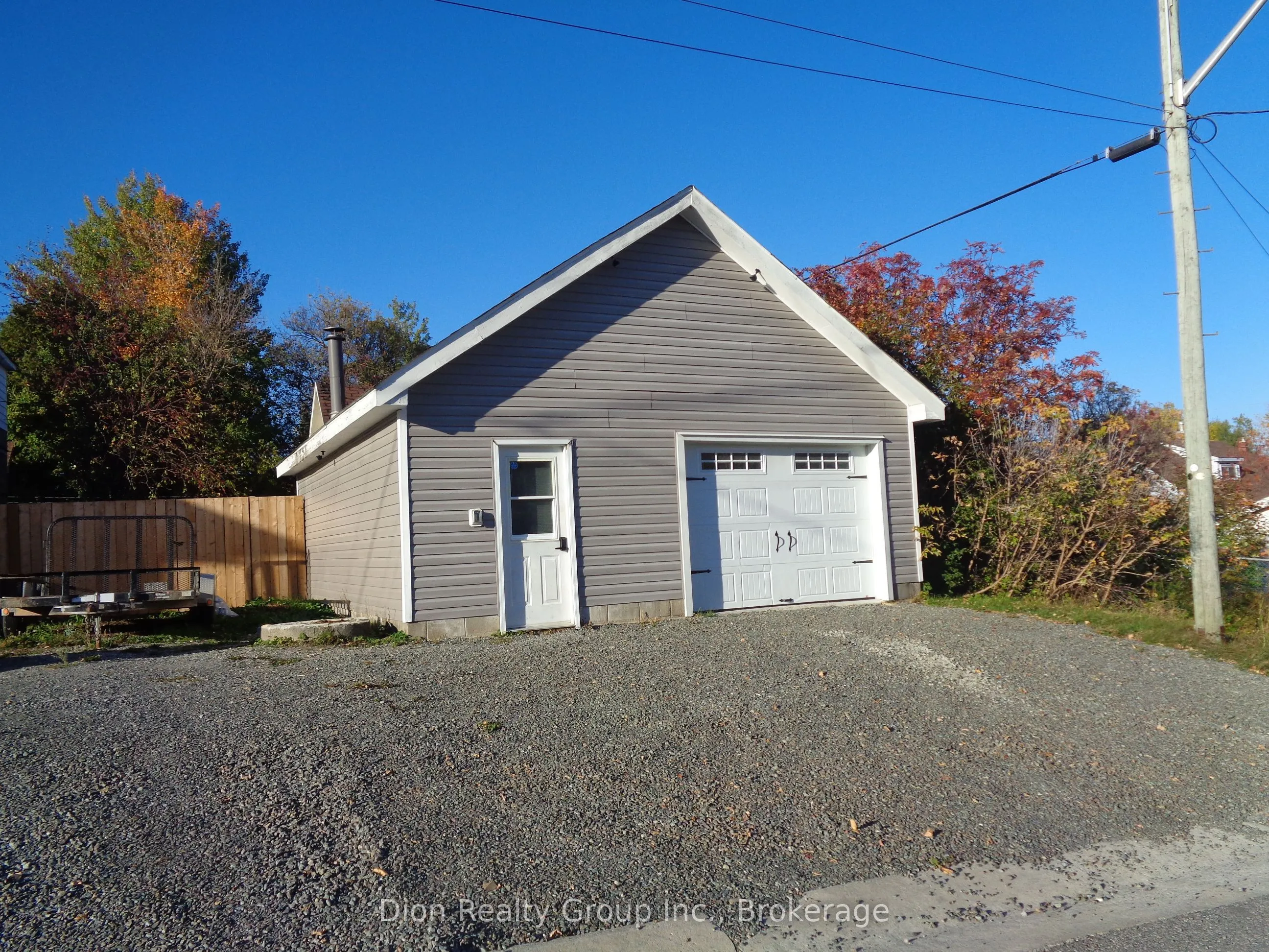 90 Woods Street