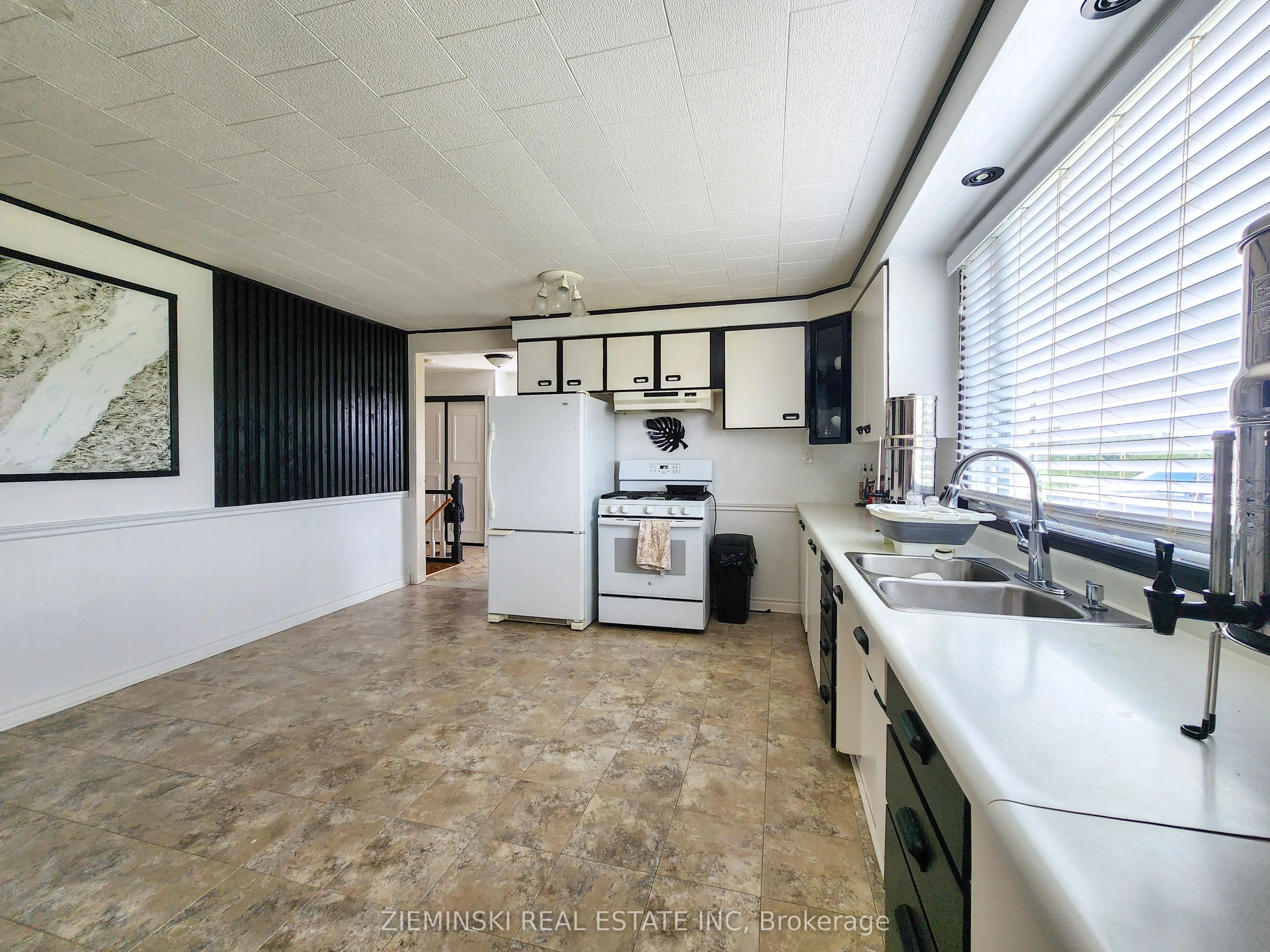 545 Silver Queen Lake Road