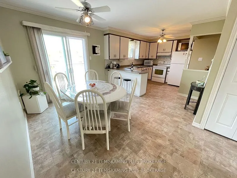 327 Crystal Crescent