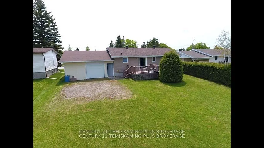 327 Crystal Crescent
