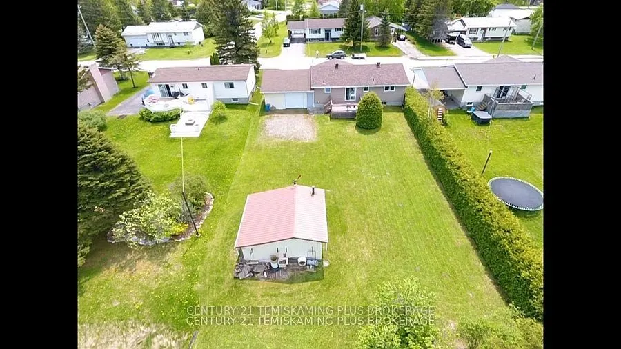 327 Crystal Crescent